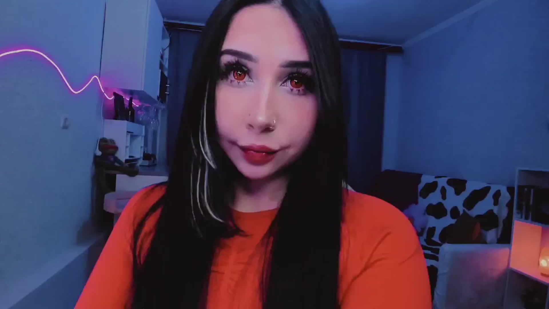 Gallery image thumbnail from KipaHimari's myfreecams stream on, 09/16/2024, 15:37 image 3 of 20