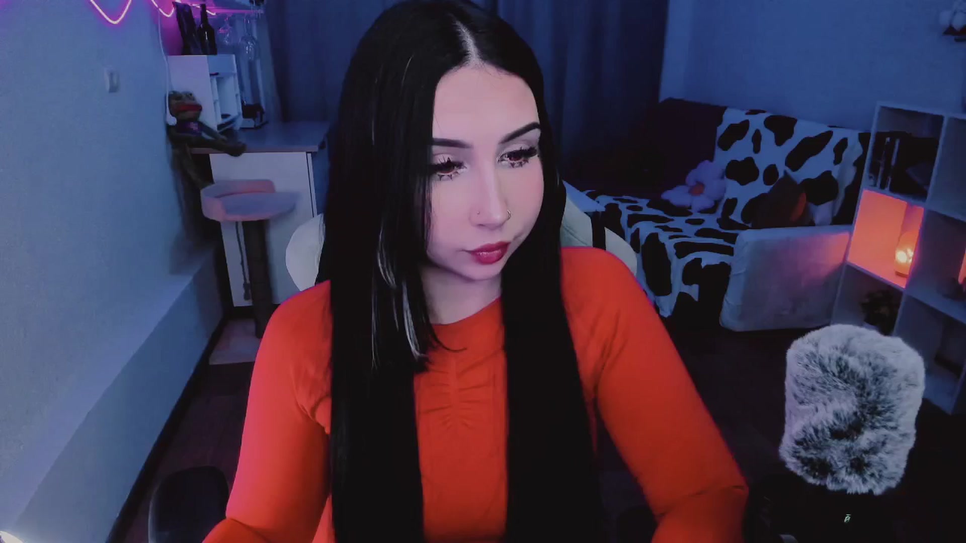 Gallery image thumbnail from KipaHimari's myfreecams stream on, 09/16/2024, 15:37 image 9 of 20