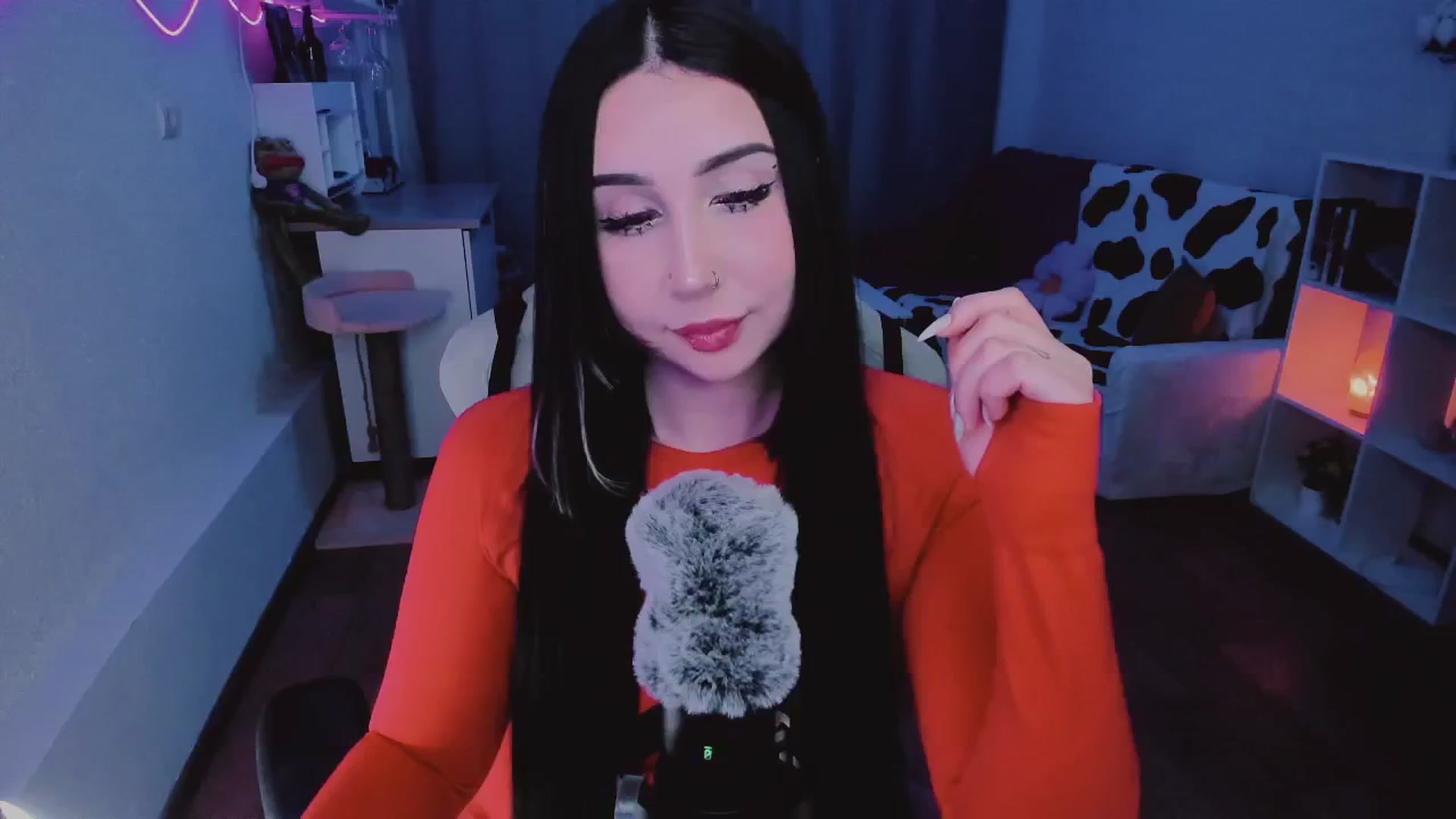 Gallery image thumbnail from KipaHimari's myfreecams stream on, 09/16/2024, 15:37 image 10 of 20