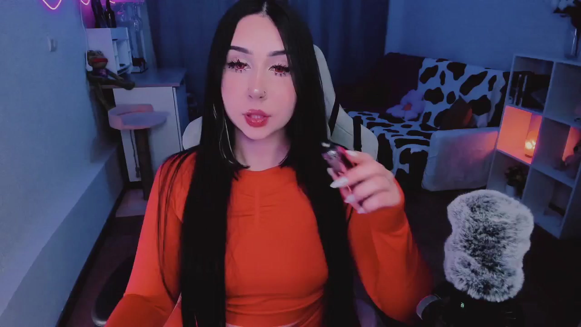 Gallery image thumbnail from KipaHimari's myfreecams stream on, 09/16/2024, 15:37 image 2 of 20
