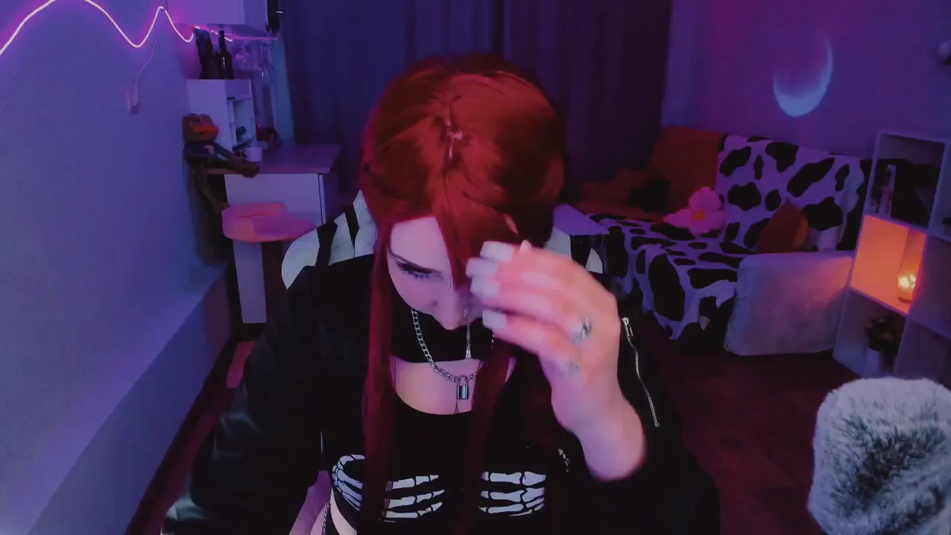 Gallery image thumbnail from KipaHimari's myfreecams stream on, 09/17/2024, 13:36 image 6 of 20