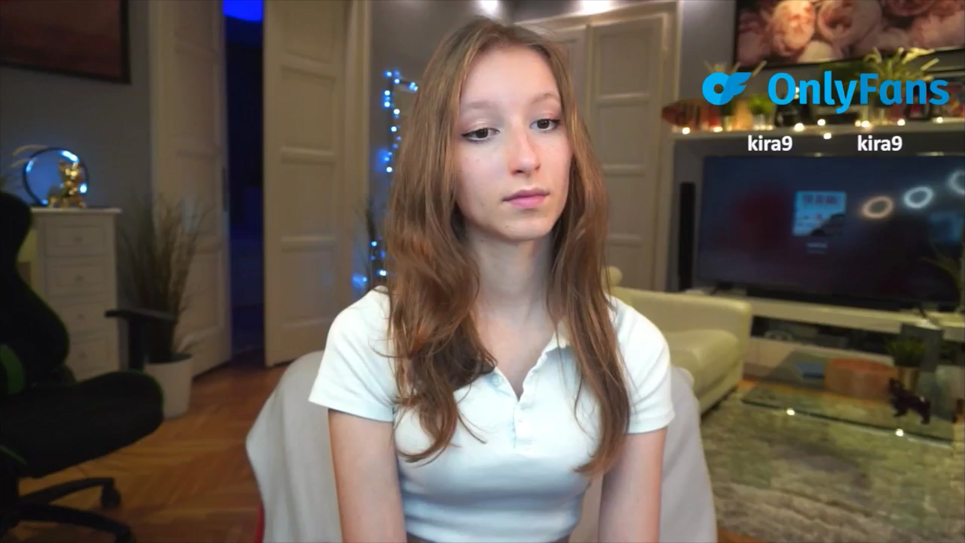 Gallery image thumbnail from Kira9's myfreecams stream on, 09/04/2025, 18:27 image 10 of 20