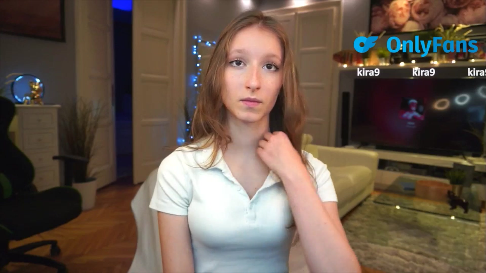 Gallery image thumbnail from Kira9's myfreecams stream on, 09/04/2025, 19:05 image 8 of 20