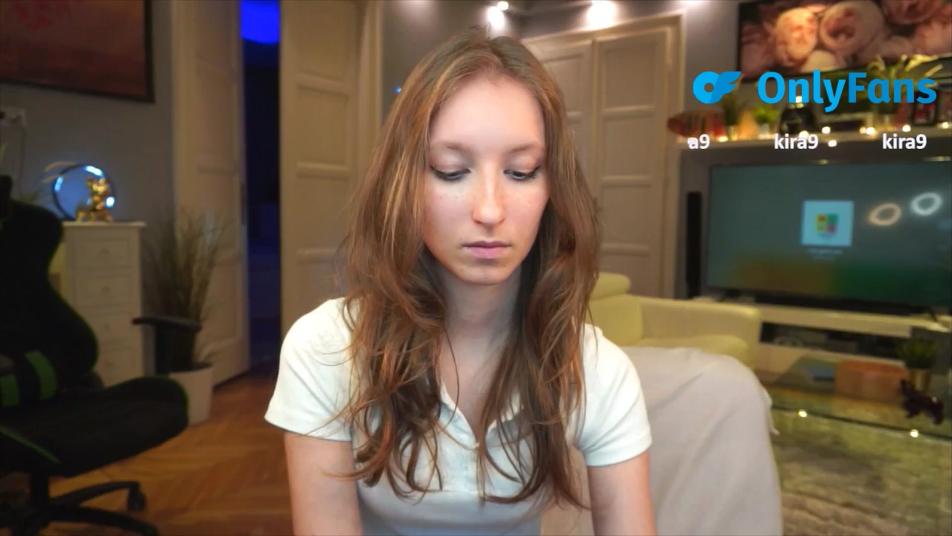 Gallery image thumbnail from Kira9's myfreecams stream on, 09/04/2025, 20:26 image 9 of 20