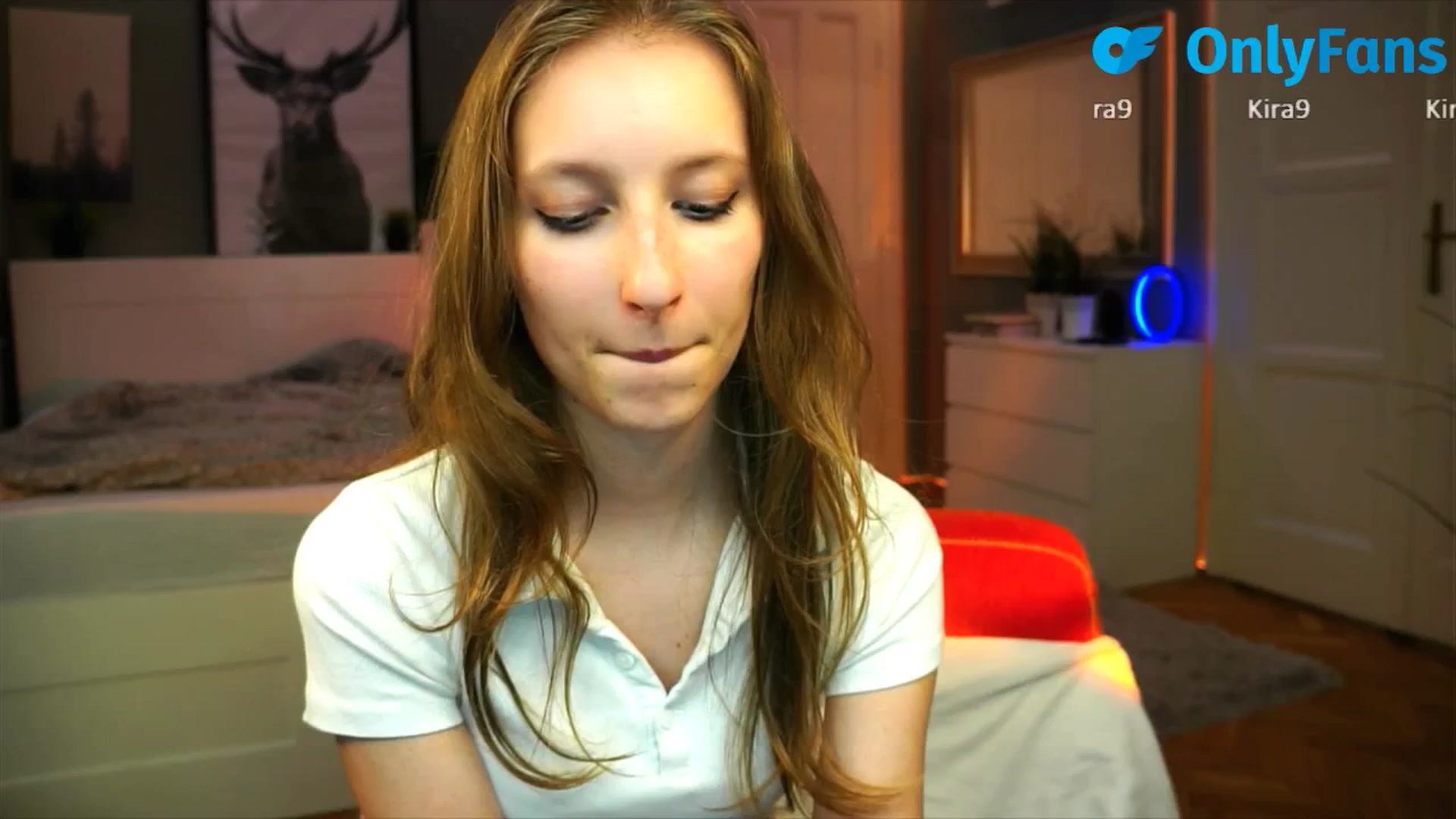 Gallery image thumbnail from Kira9's myfreecams stream on, 09/05/2025, 19:06 image 5 of 20
