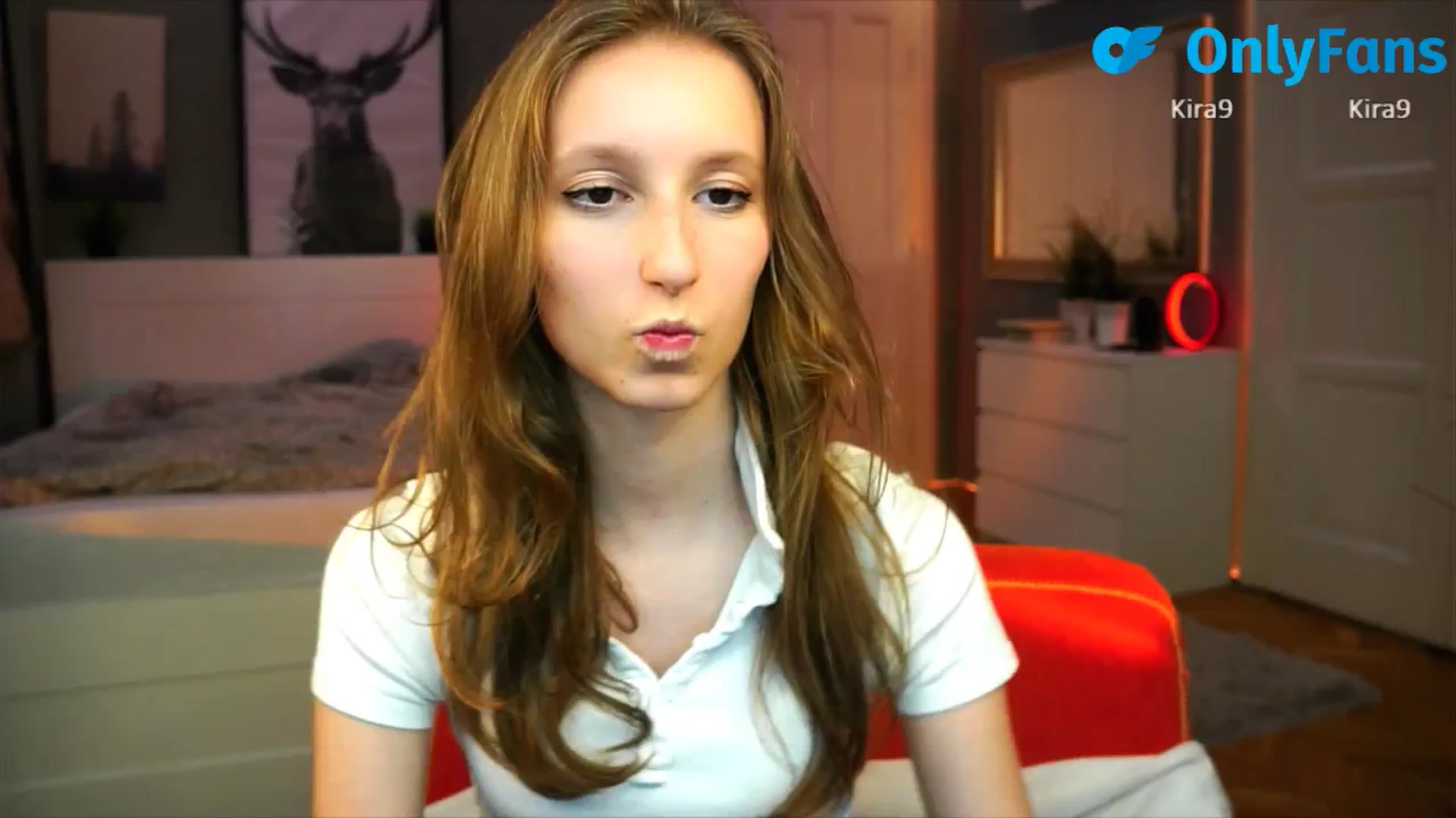 Gallery image thumbnail from Kira9's myfreecams stream on, 09/05/2025, 20:10 image 6 of 20