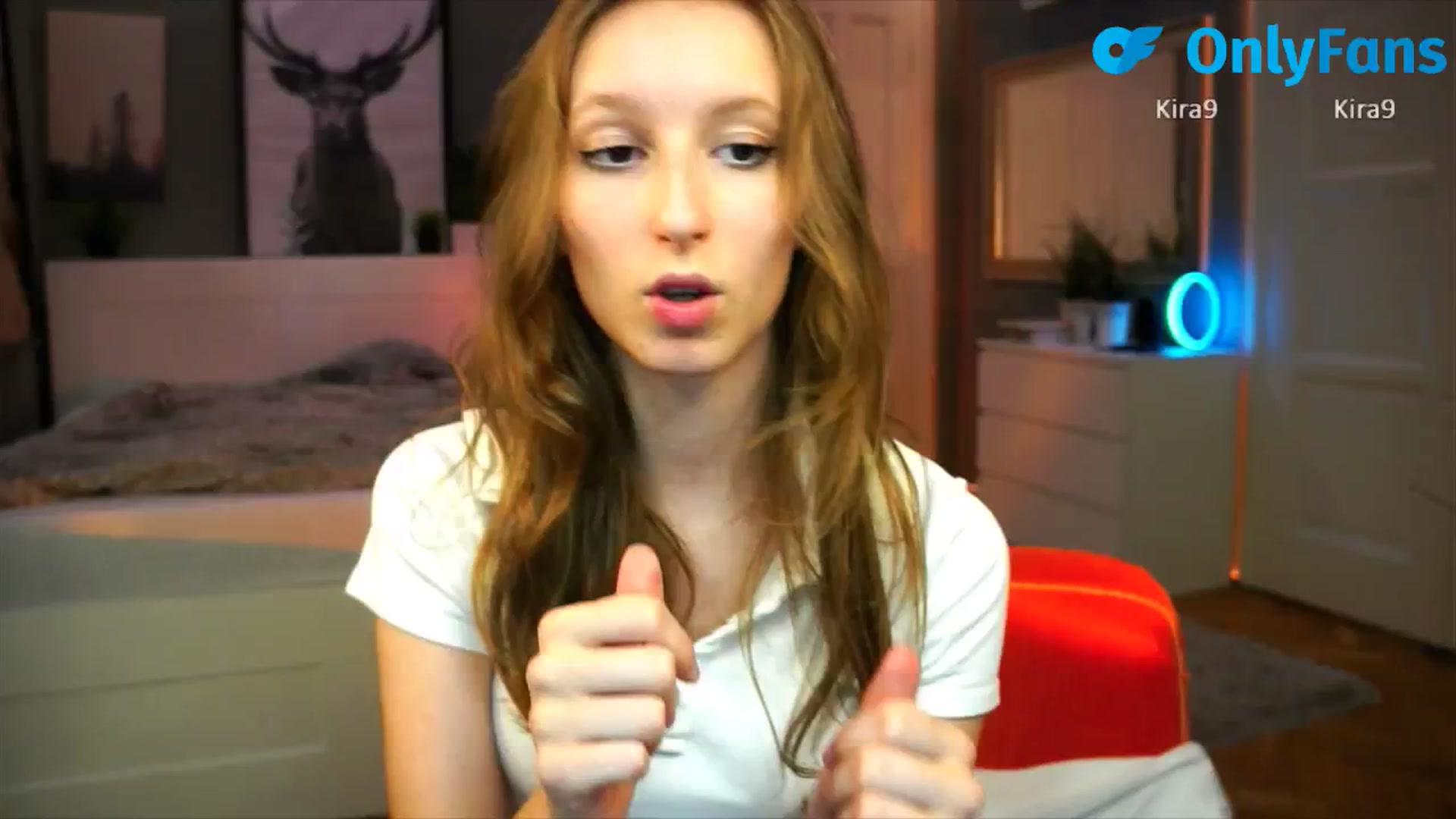 Gallery image thumbnail from Kira9's myfreecams stream on, 09/05/2025, 20:10 image 3 of 20