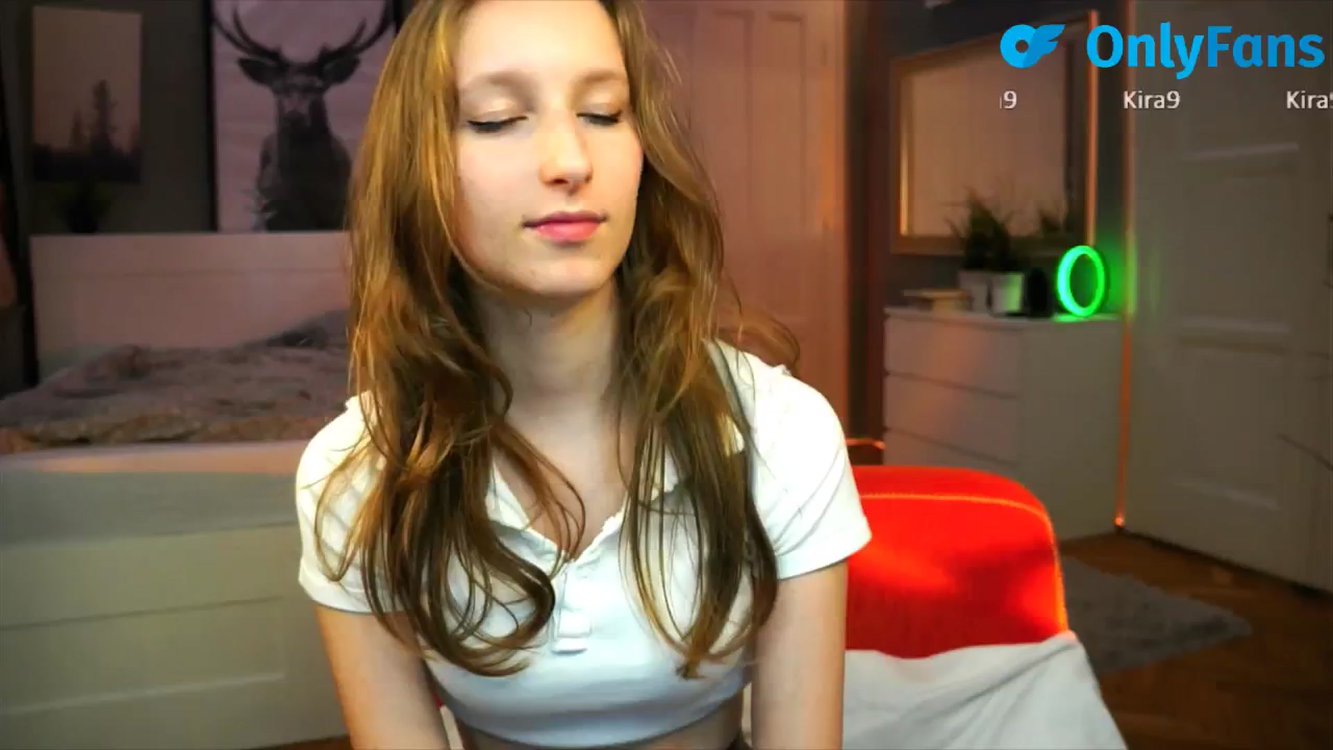 Gallery image thumbnail from Kira9's myfreecams stream on, 09/05/2025, 21:16 image 9 of 20