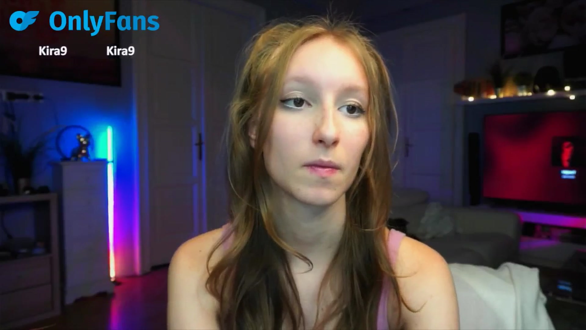 Gallery image thumbnail from Kira9's myfreecams stream on, 09/18/2025, 19:58 image 10 of 20