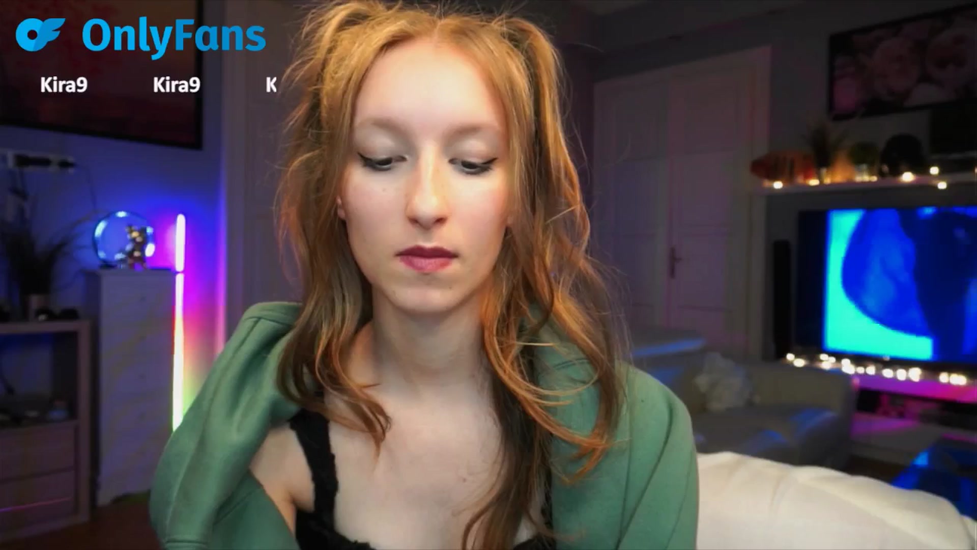 Gallery image thumbnail from Kira9's myfreecams stream on, 09/19/2025, 21:31 image 9 of 20