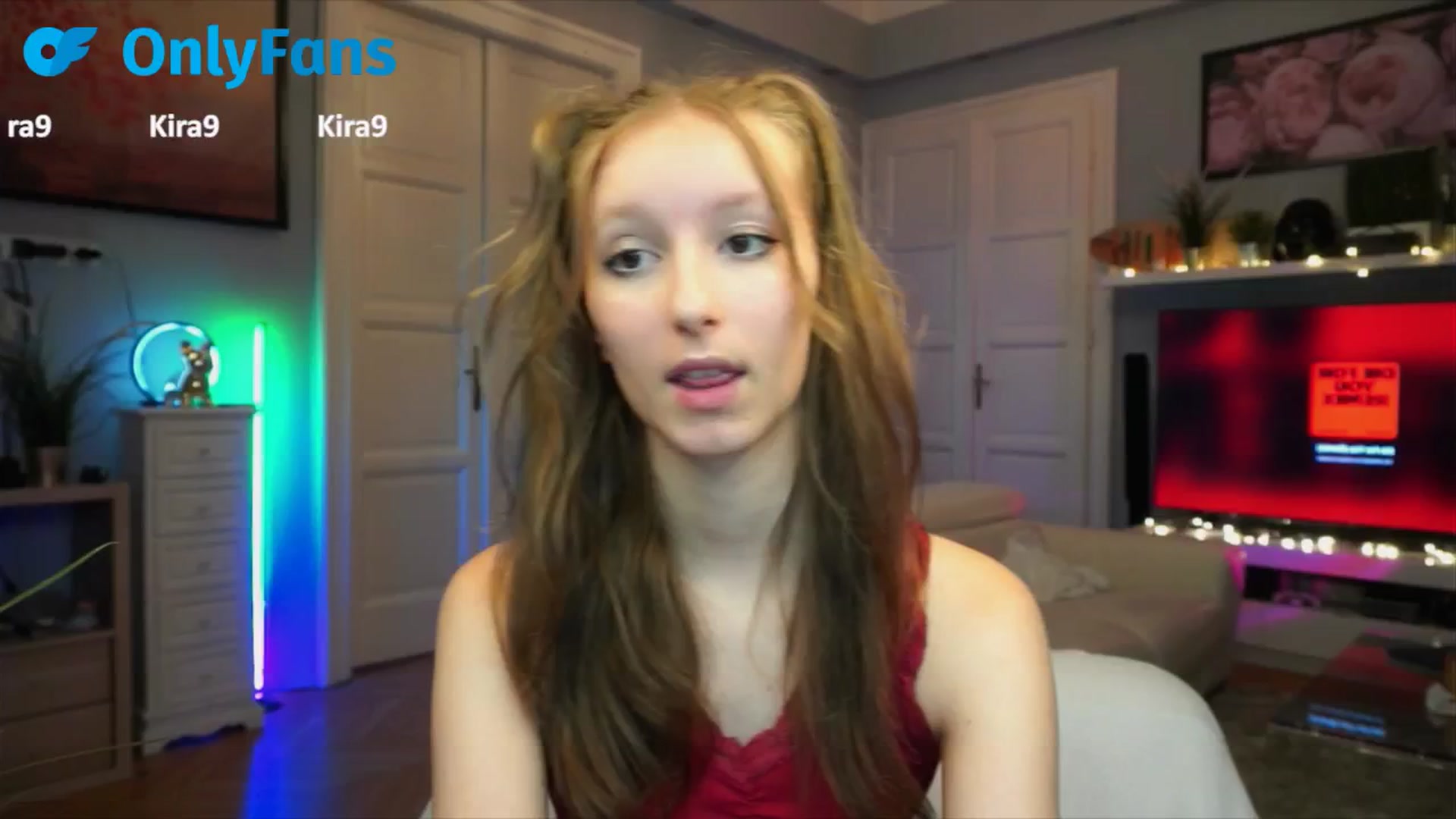 Gallery image thumbnail from Kira9's myfreecams stream on, 09/21/2025, 22:29 image 9 of 20