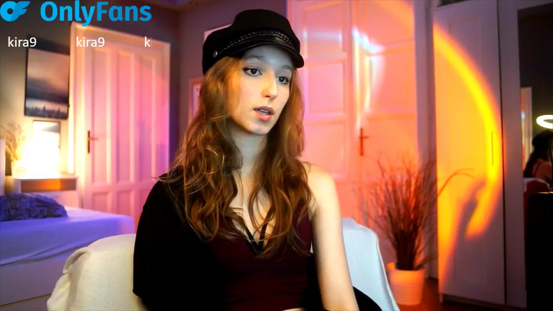Gallery image thumbnail from Kira9's myfreecams stream on, 09/25/2025, 20:05 image 13 of 20