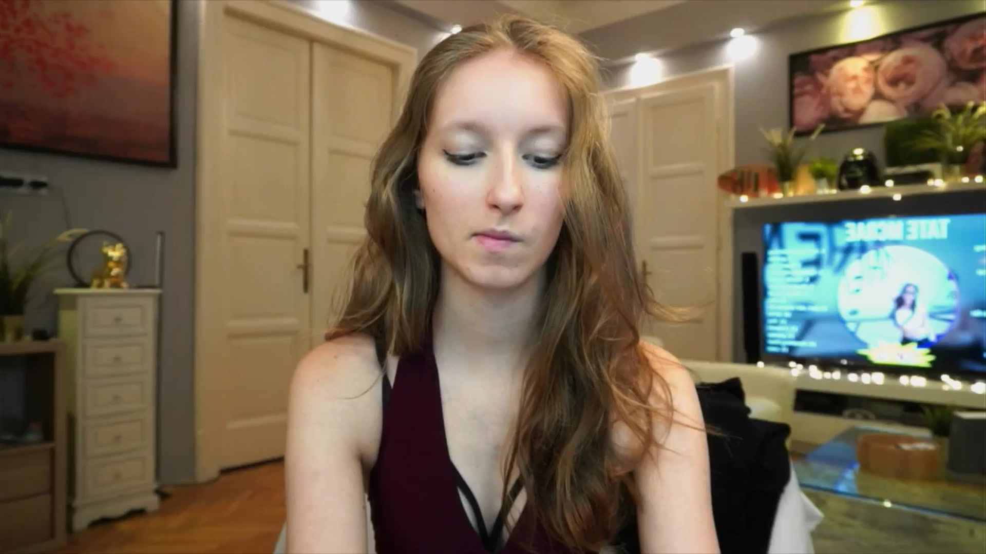 Gallery image thumbnail from Kira9's myfreecams stream on, 09/26/2025, 23:04 image 1 of 20