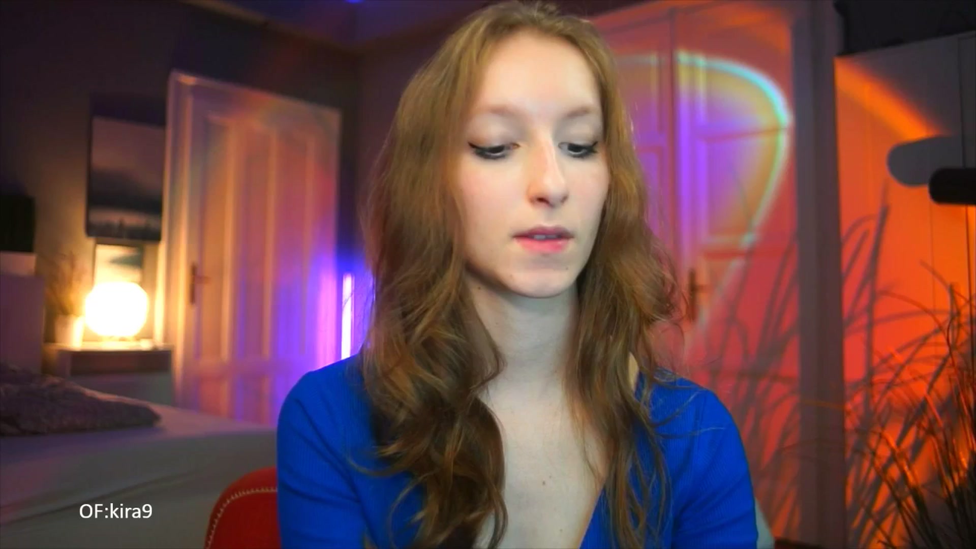 Gallery image thumbnail from Kira9's myfreecams stream on, 10/10/2025, 19:34 image 9 of 20