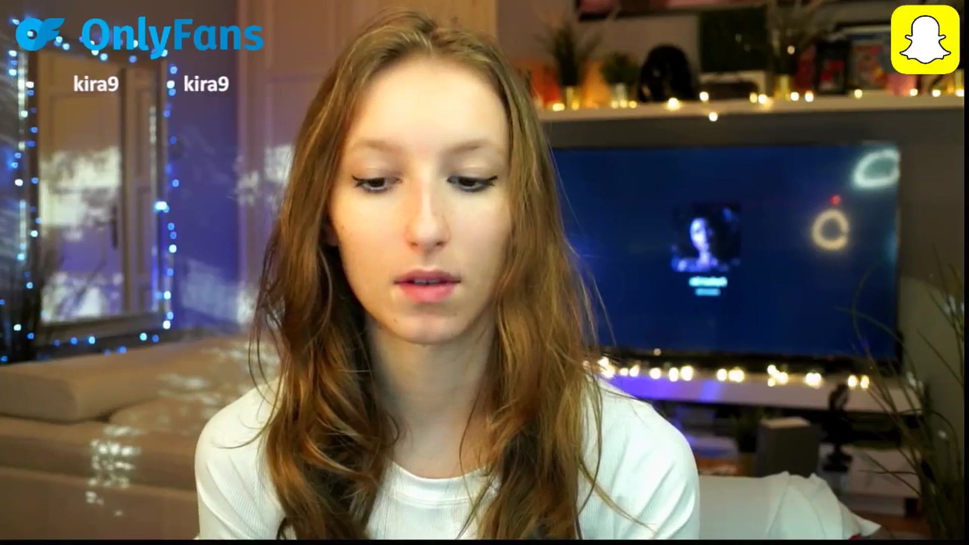 Gallery image thumbnail from Kira9's myfreecams stream on, 10/11/2025, 14:45 image 19 of 20