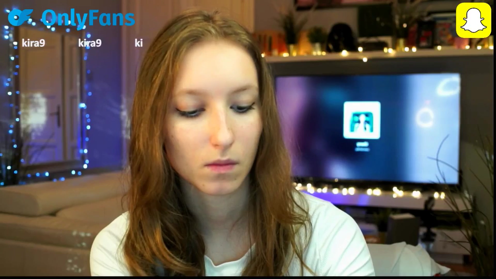 Gallery image thumbnail from Kira9's myfreecams stream on, 10/11/2025, 14:45 image 16 of 20