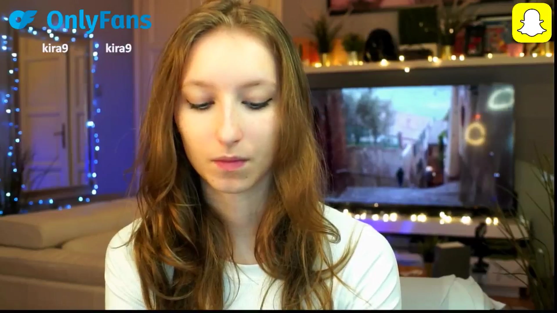 Gallery image thumbnail from Kira9's myfreecams stream on, 10/11/2025, 14:45 image 12 of 20