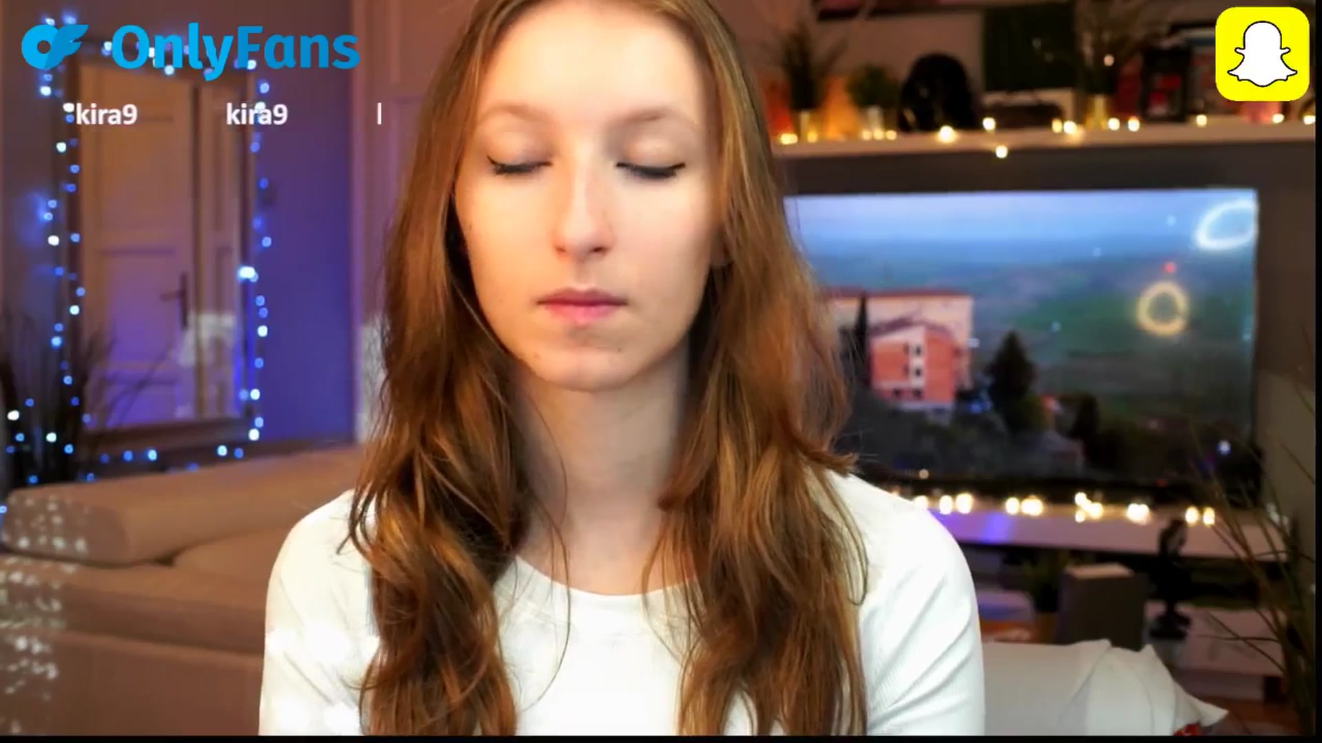 Gallery image thumbnail from Kira9's myfreecams stream on, 10/11/2025, 14:45 image 10 of 20