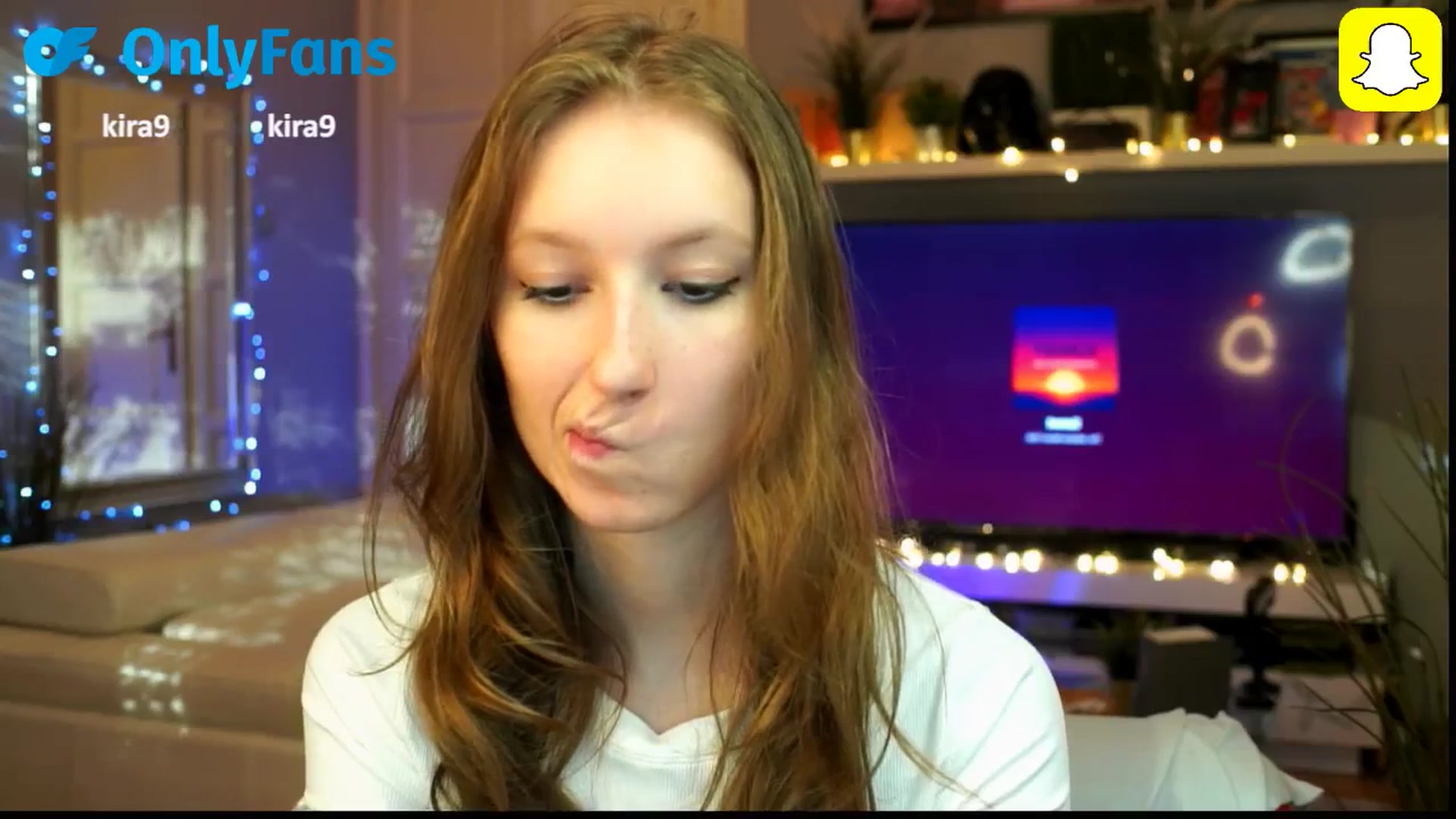 Gallery image thumbnail from Kira9's myfreecams stream on, 10/11/2025, 14:45 image 20 of 20
