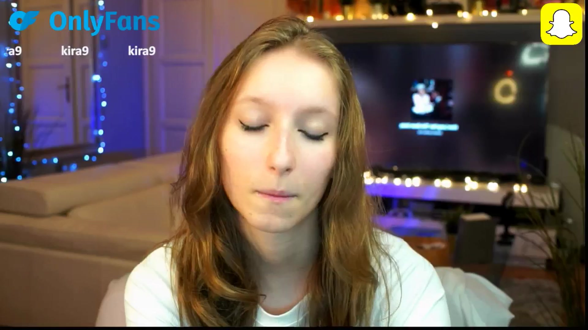 Gallery image thumbnail from Kira9's myfreecams stream on, 10/11/2025, 19:05 image 20 of 20