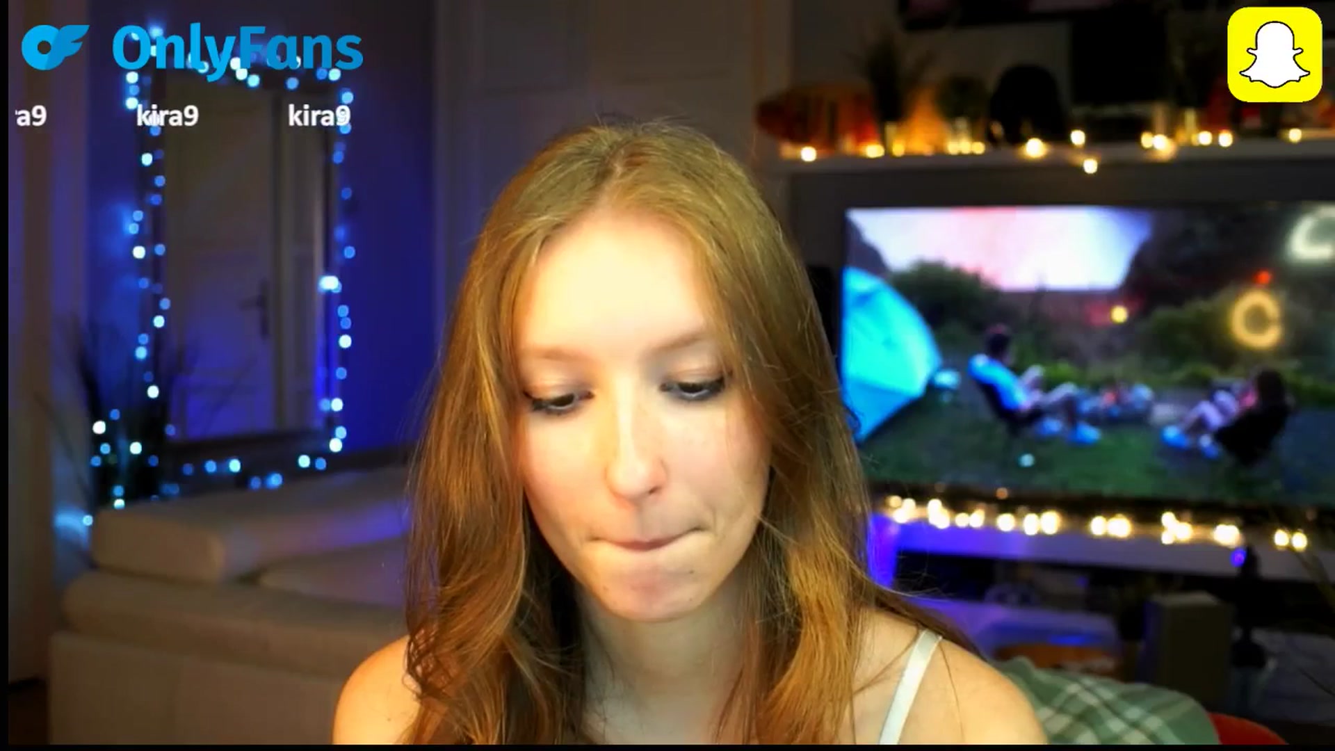 Gallery image thumbnail from Kira9's myfreecams stream on, 10/12/2025, 17:03 image 13 of 20