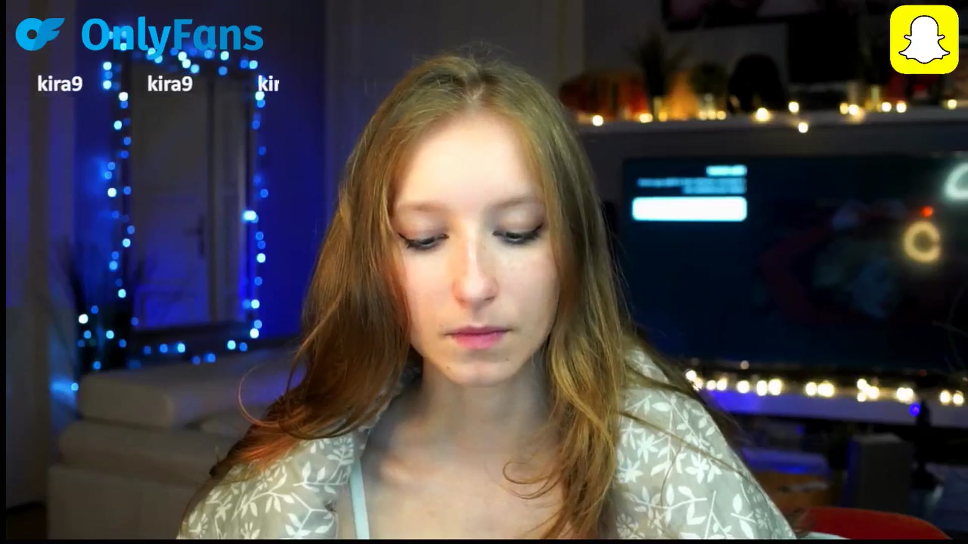 Gallery image thumbnail from Kira9's myfreecams stream on, 10/12/2025, 17:03 image 4 of 20