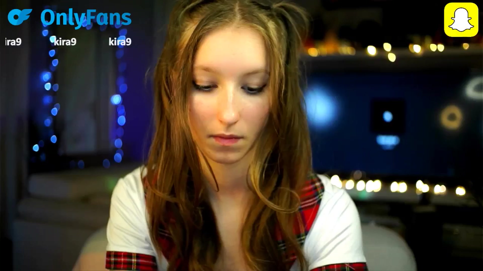 Gallery image thumbnail from Kira9's myfreecams stream on, 10/16/2025, 20:54 image 20 of 20
