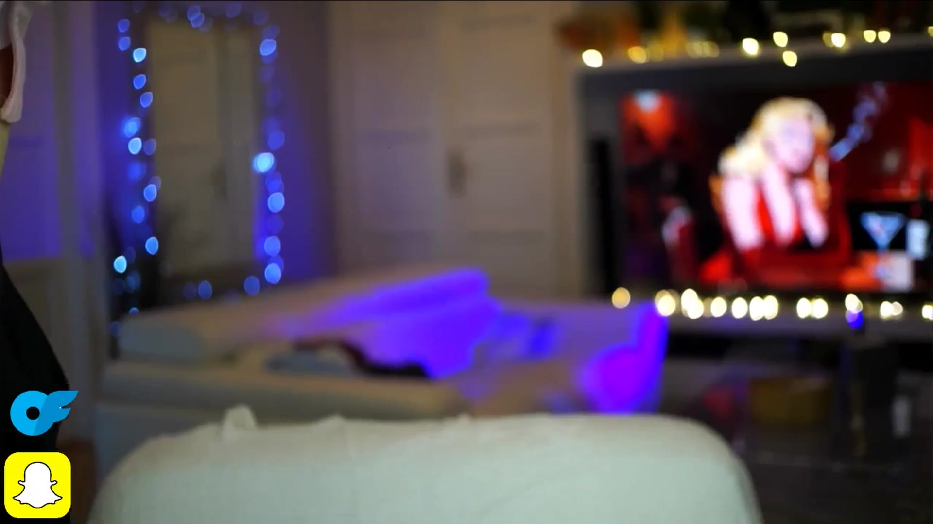 Gallery image thumbnail from Kira9's myfreecams stream on, 10/17/2025, 15:14 image 19 of 20