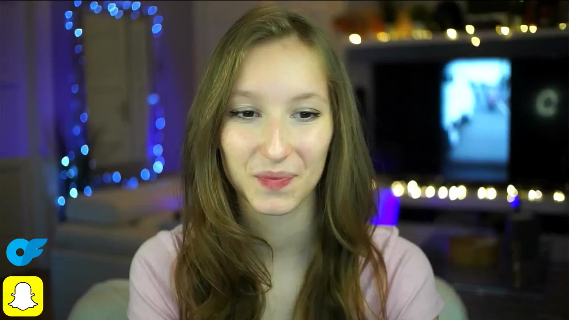 Gallery image thumbnail from Kira9's myfreecams stream on, 10/17/2025, 18:32 image 1 of 20