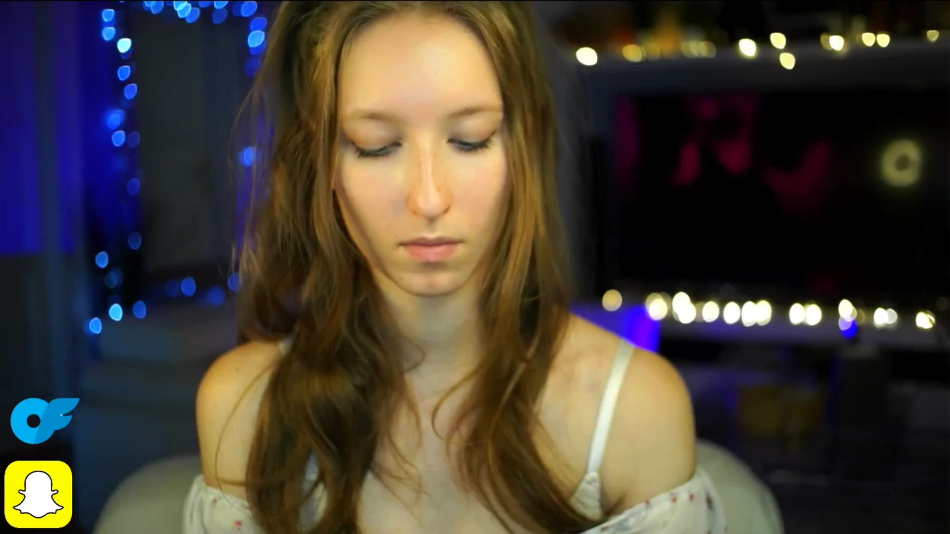 Gallery image thumbnail from Kira9's myfreecams stream on, 10/18/2025, 18:37 image 16 of 20