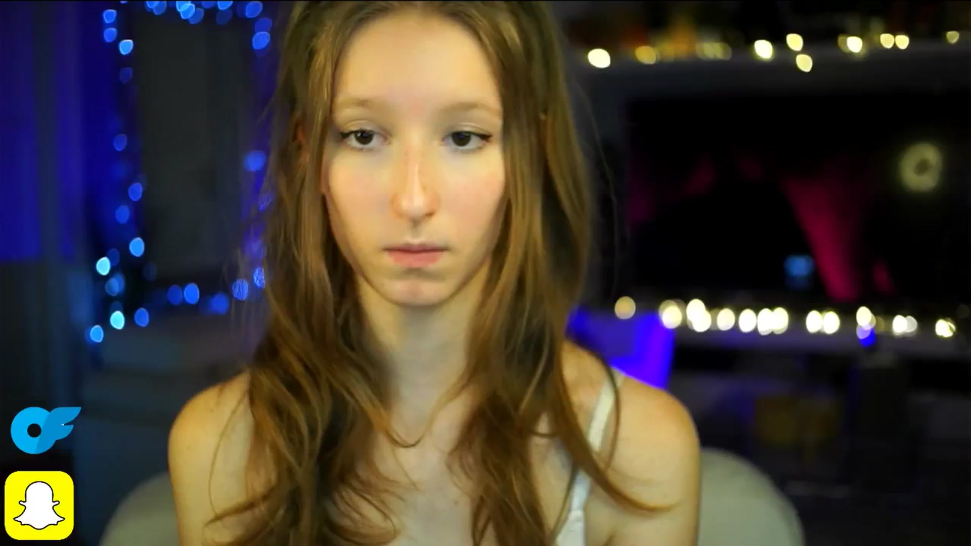 Gallery image thumbnail from Kira9's myfreecams stream on, 10/18/2025, 19:55 image 13 of 20