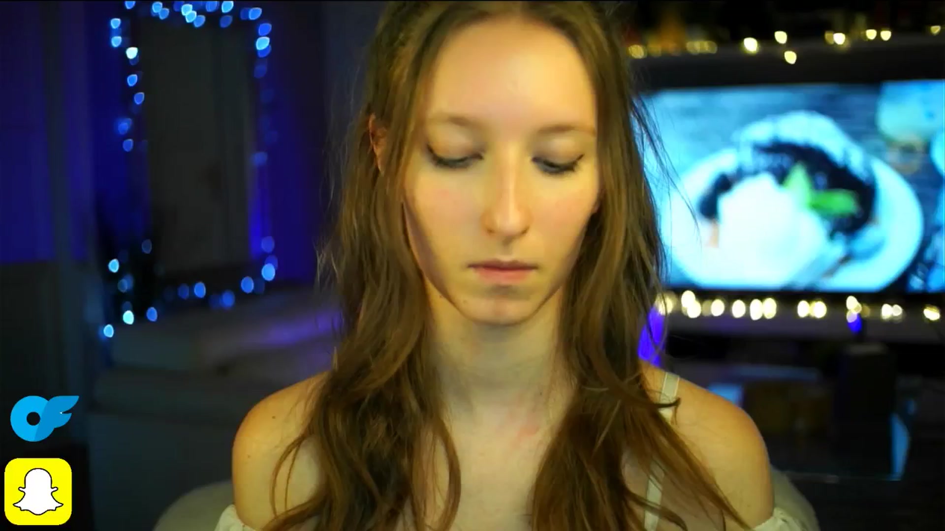 Gallery image thumbnail from Kira9's myfreecams stream on, 10/18/2025, 21:38 image 8 of 20