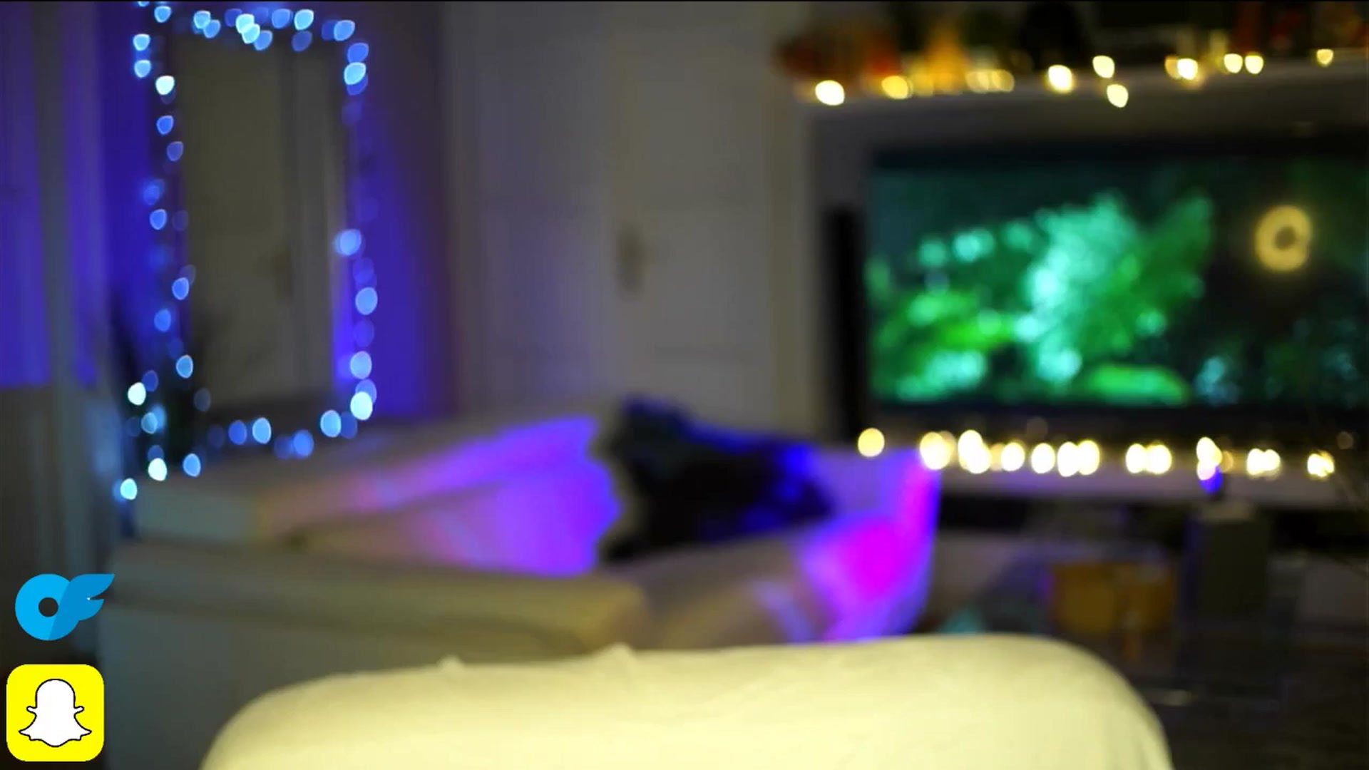 Gallery image thumbnail from Kira9's myfreecams stream on, 10/18/2025, 21:38 image 20 of 20