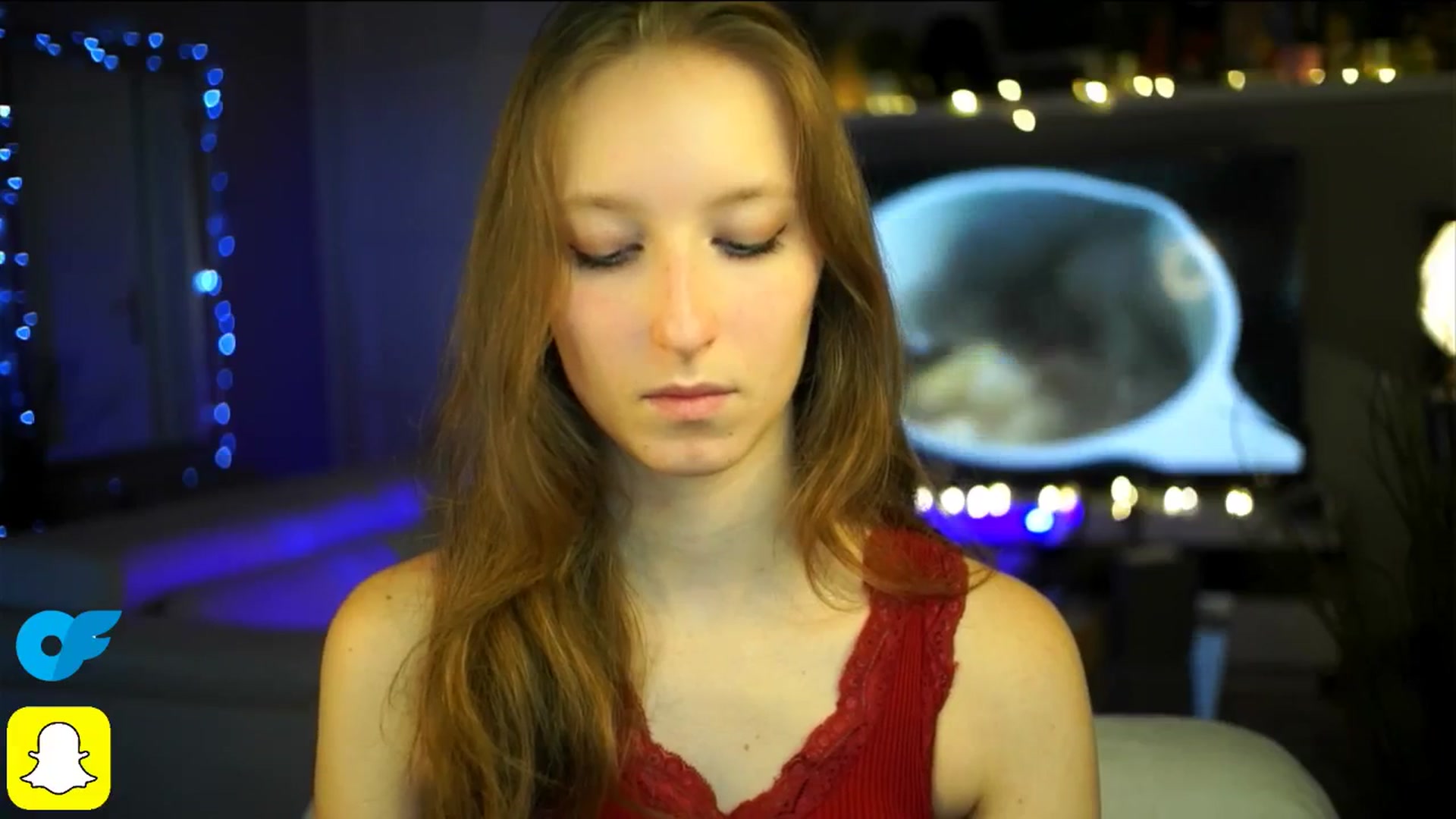 Gallery image thumbnail from Kira9's myfreecams stream on, 10/19/2025, 18:36 image 16 of 20