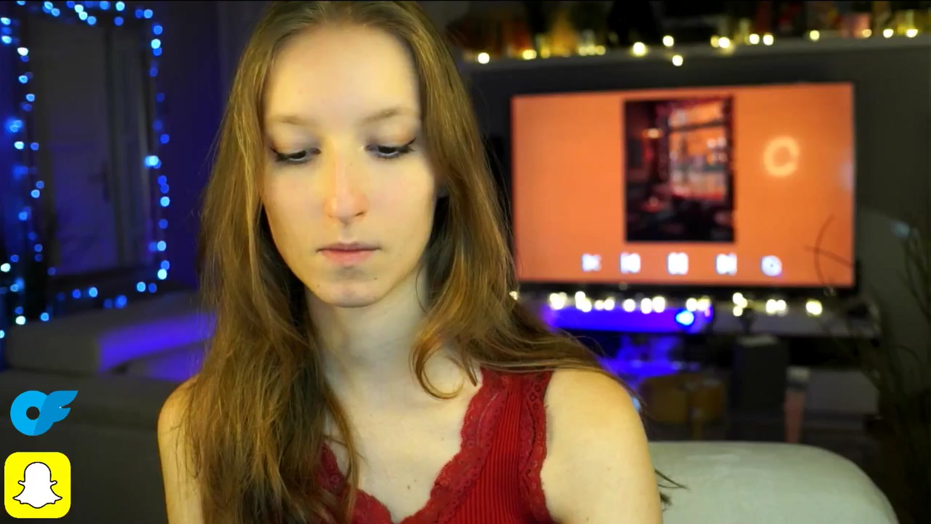 Gallery image thumbnail from Kira9's myfreecams stream on, 10/19/2025, 19:39 image 17 of 20