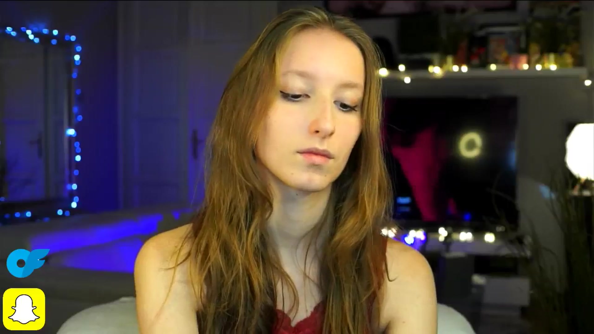 Gallery image thumbnail from Kira9's myfreecams stream on, 10/19/2025, 21:39 image 19 of 20