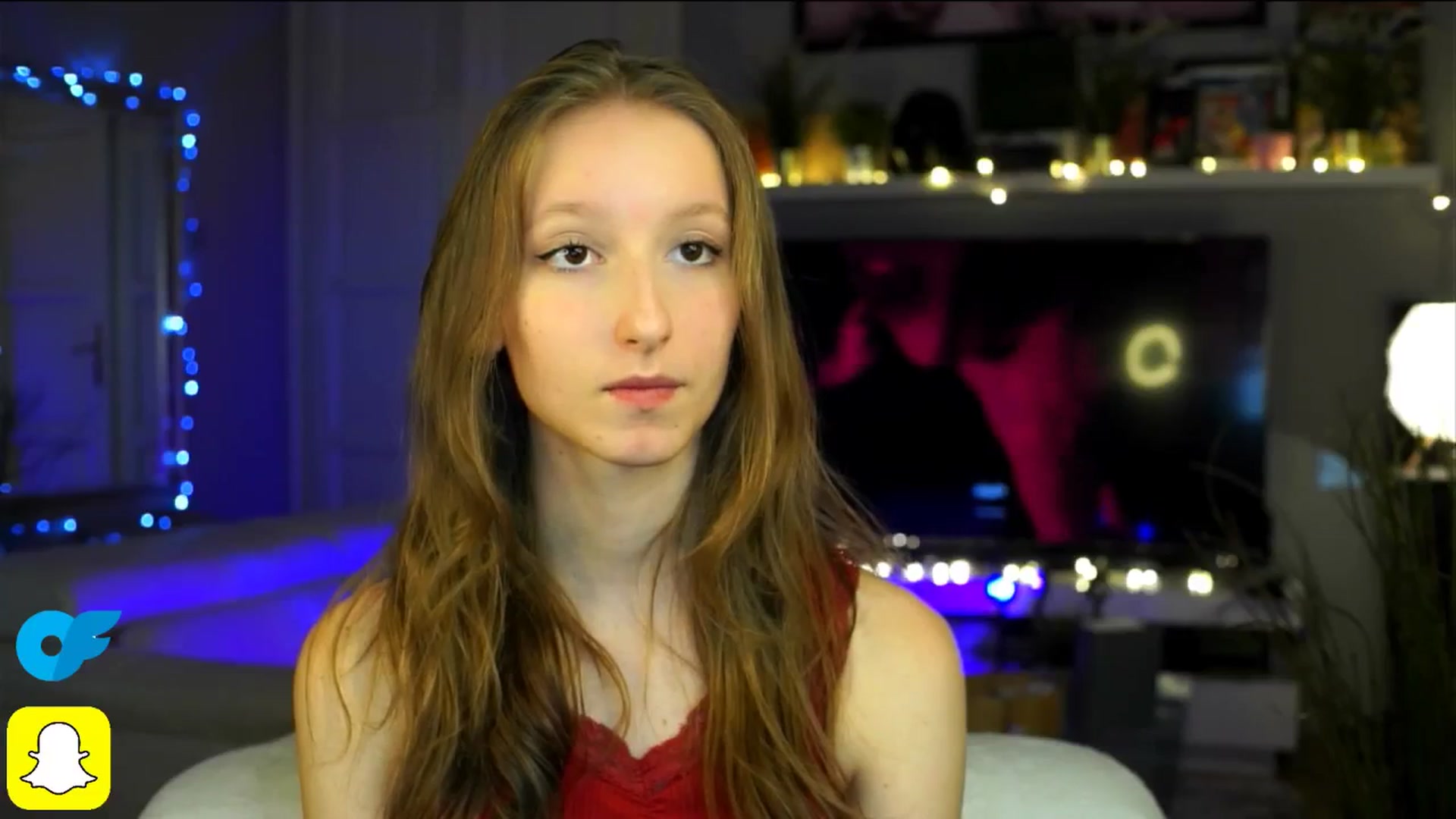 Gallery image thumbnail from Kira9's myfreecams stream on, 10/19/2025, 21:39 image 20 of 20