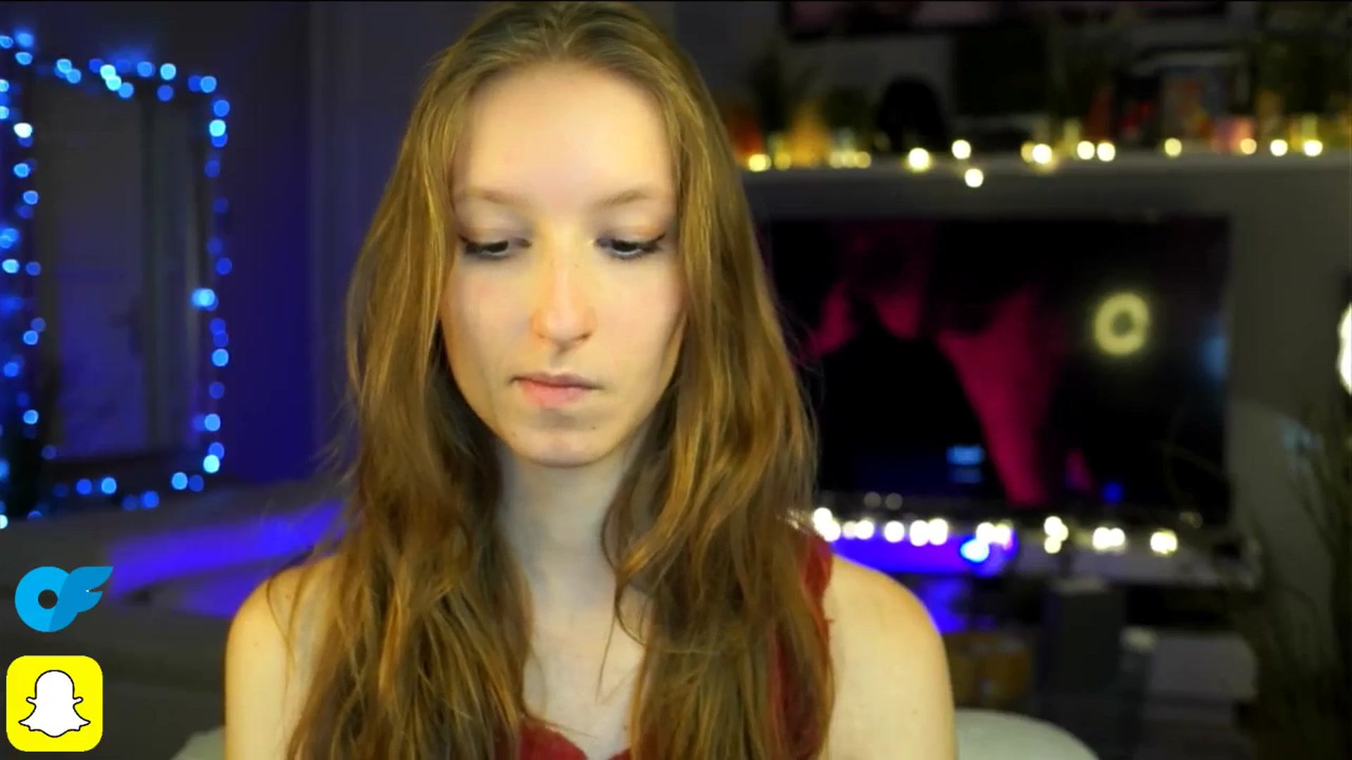 Gallery image thumbnail from Kira9's myfreecams stream on, 10/19/2025, 21:39 image 8 of 20
