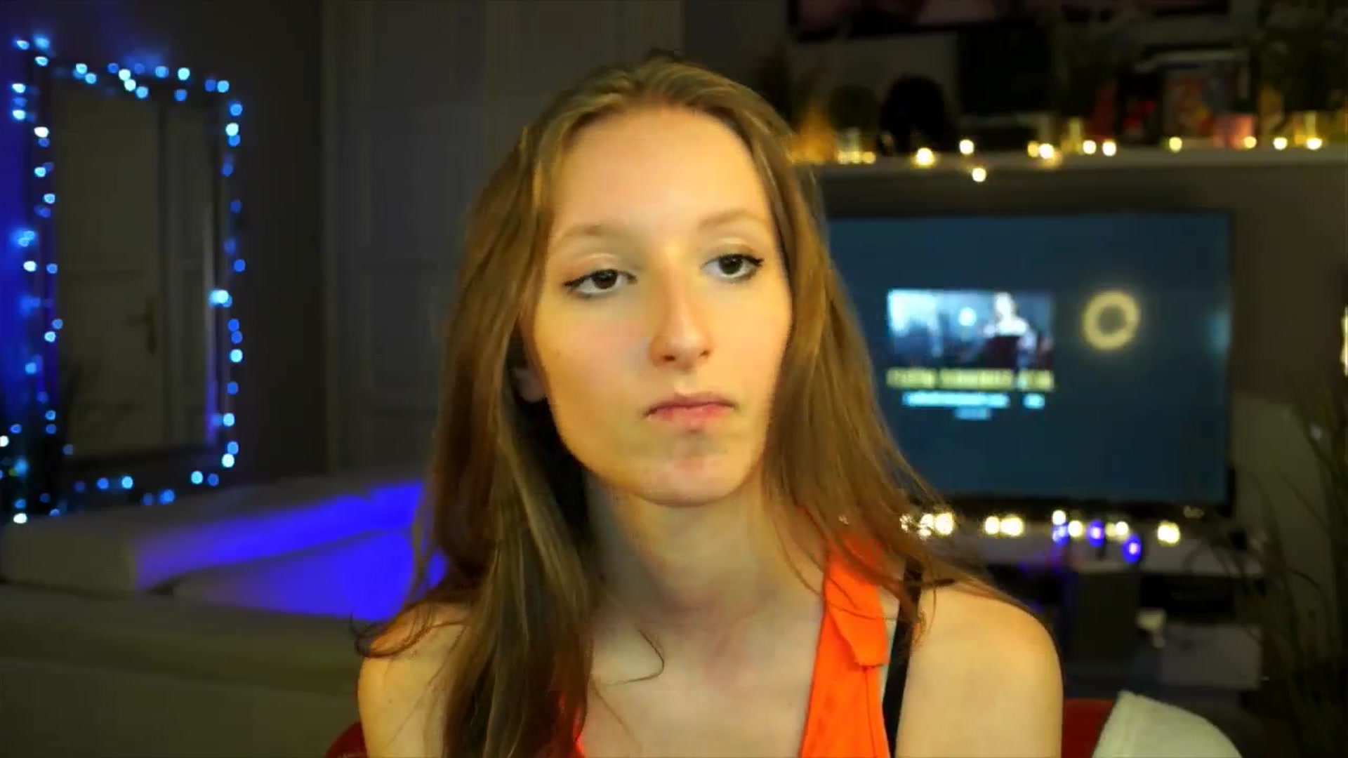 Gallery image thumbnail from Kira9's myfreecams stream on, 10/21/2025, 20:47 image 18 of 20