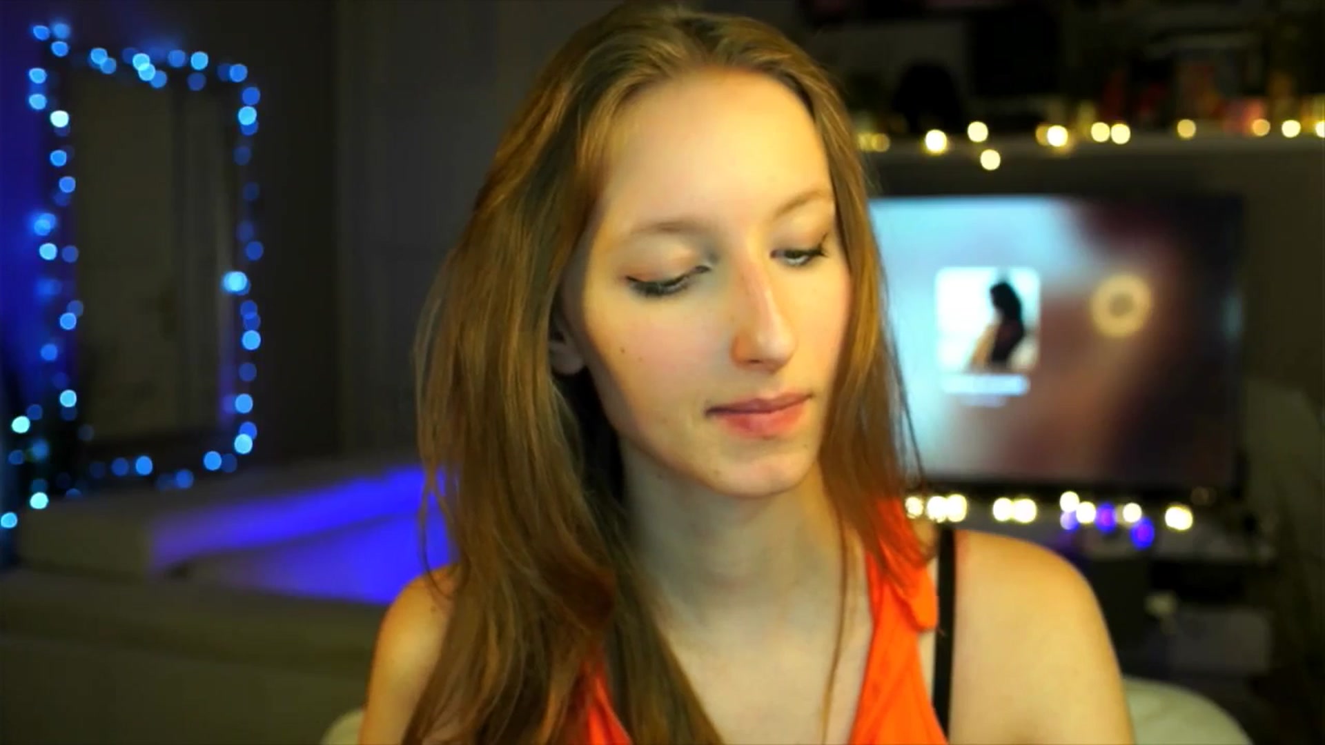 Gallery image thumbnail from Kira9's myfreecams stream on, 10/21/2025, 20:47 image 7 of 20