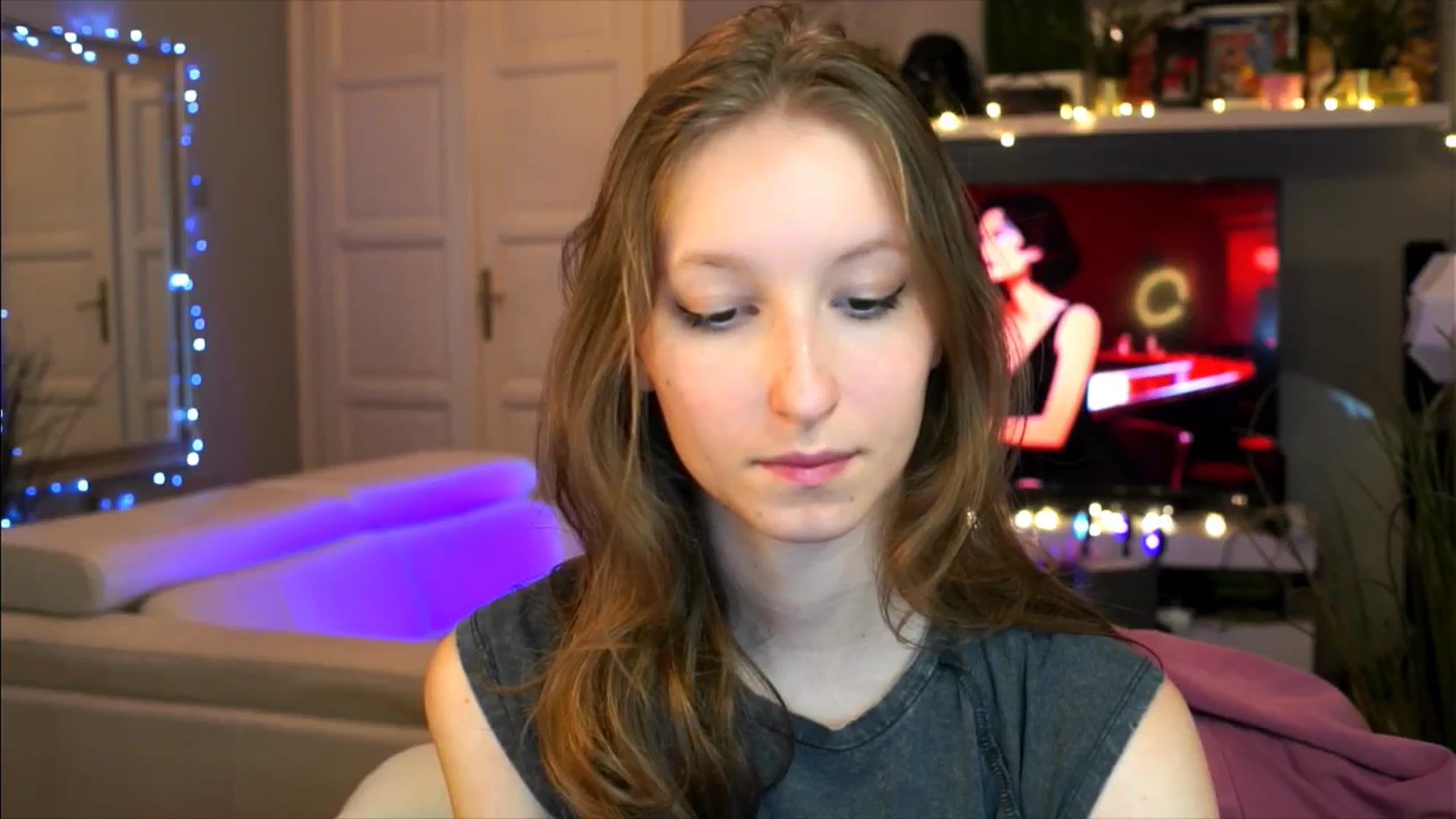 Gallery image thumbnail from Kira9's myfreecams stream on, 10/25/2025, 15:43 image 9 of 20
