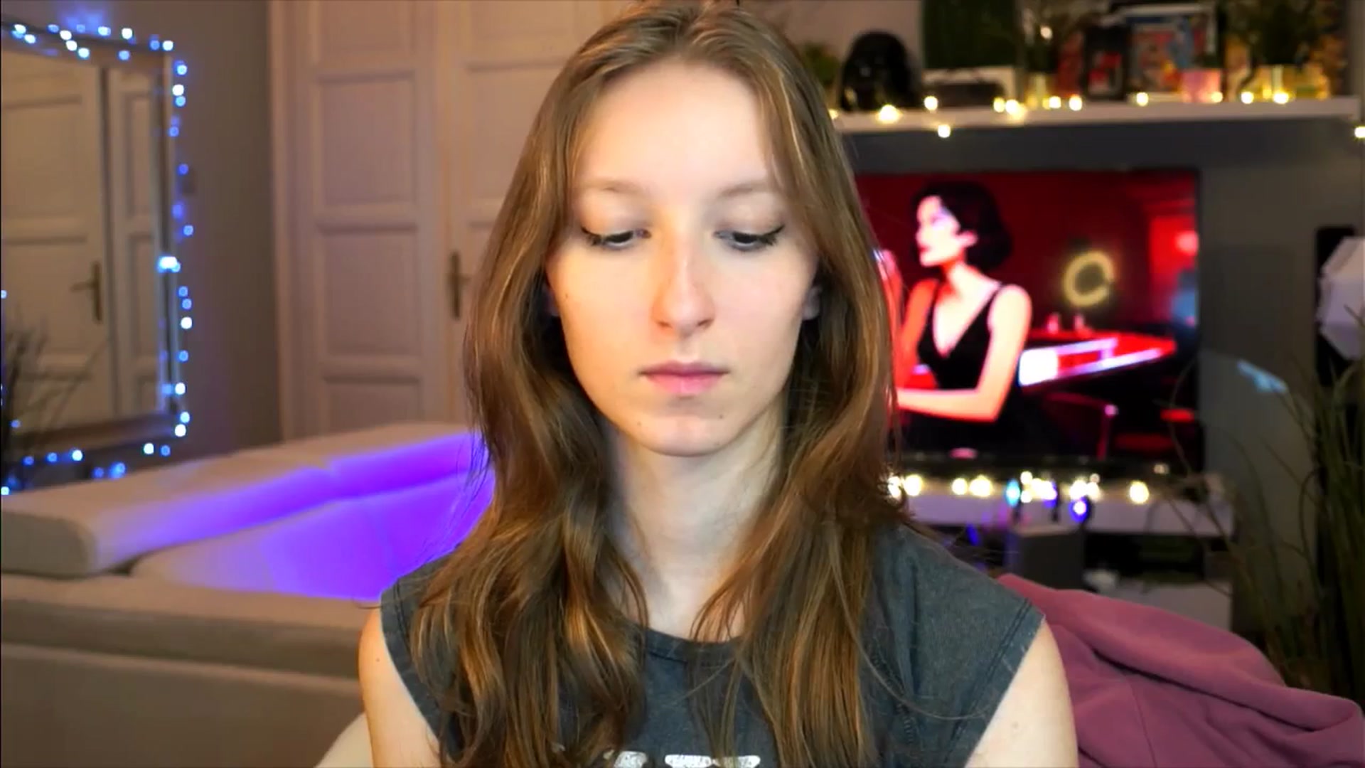 Gallery image thumbnail from Kira9's myfreecams stream on, 10/25/2025, 15:43 image 12 of 20