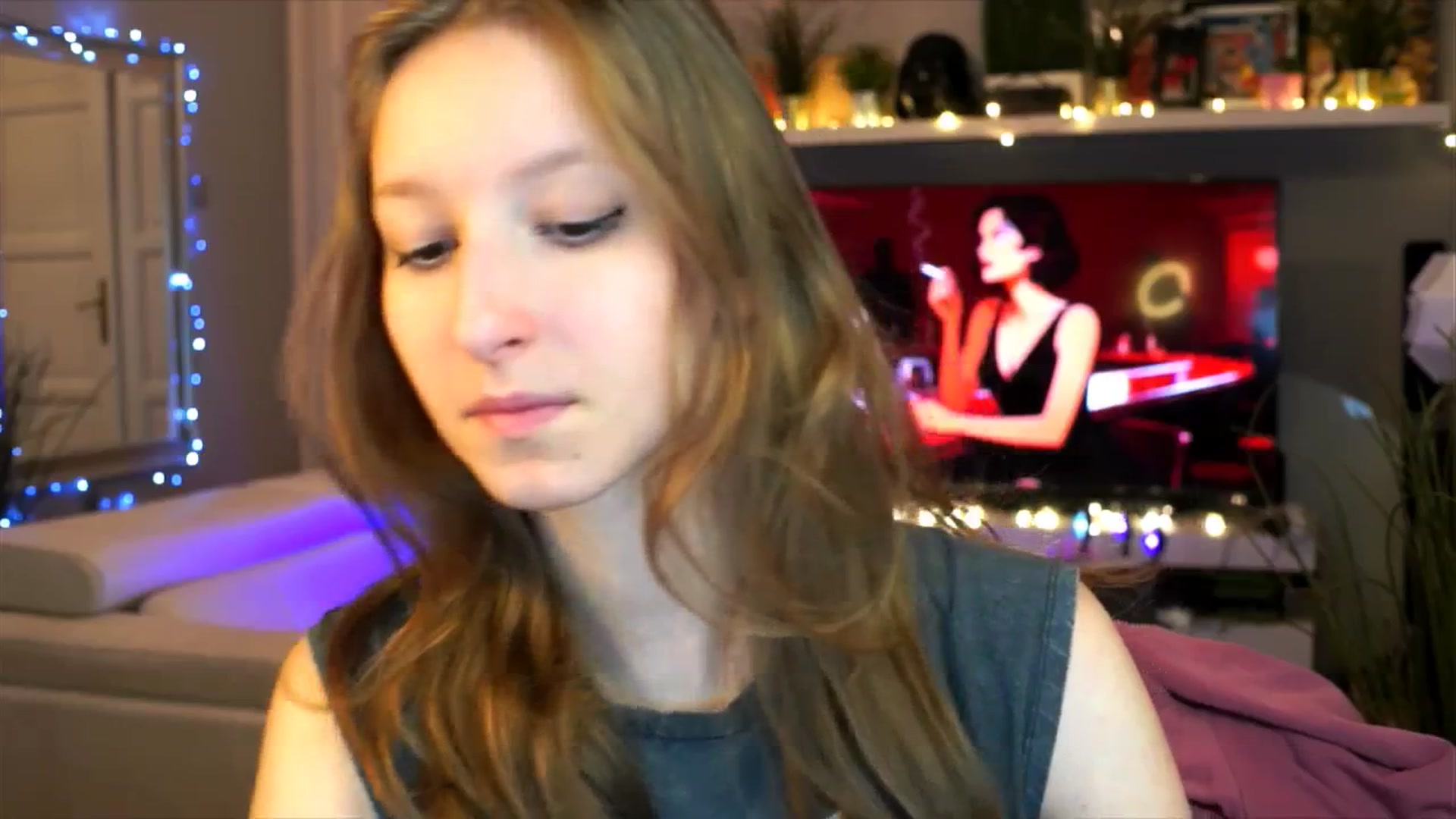 Gallery image thumbnail from Kira9's myfreecams stream on, 10/25/2025, 15:43 image 2 of 20