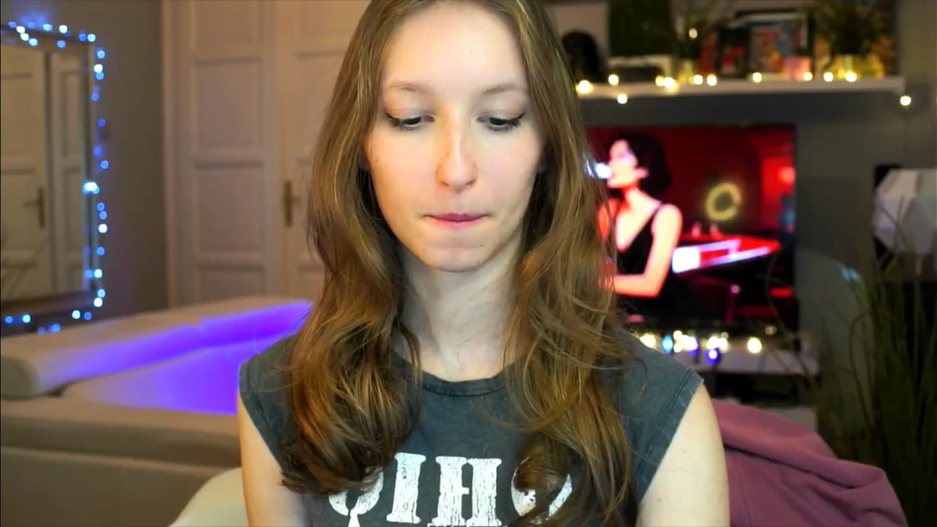 Gallery image thumbnail from Kira9's myfreecams stream on, 10/25/2025, 15:43 image 19 of 20