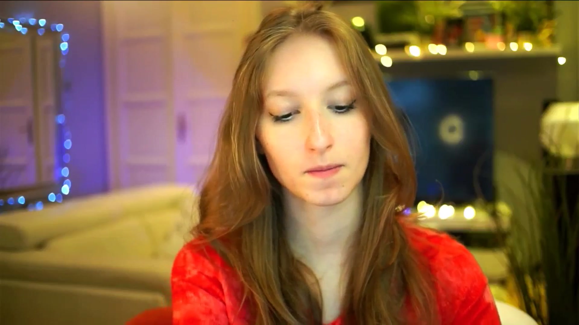 Gallery image thumbnail from Kira9's myfreecams stream on, 10/26/2025, 17:49 image 12 of 20