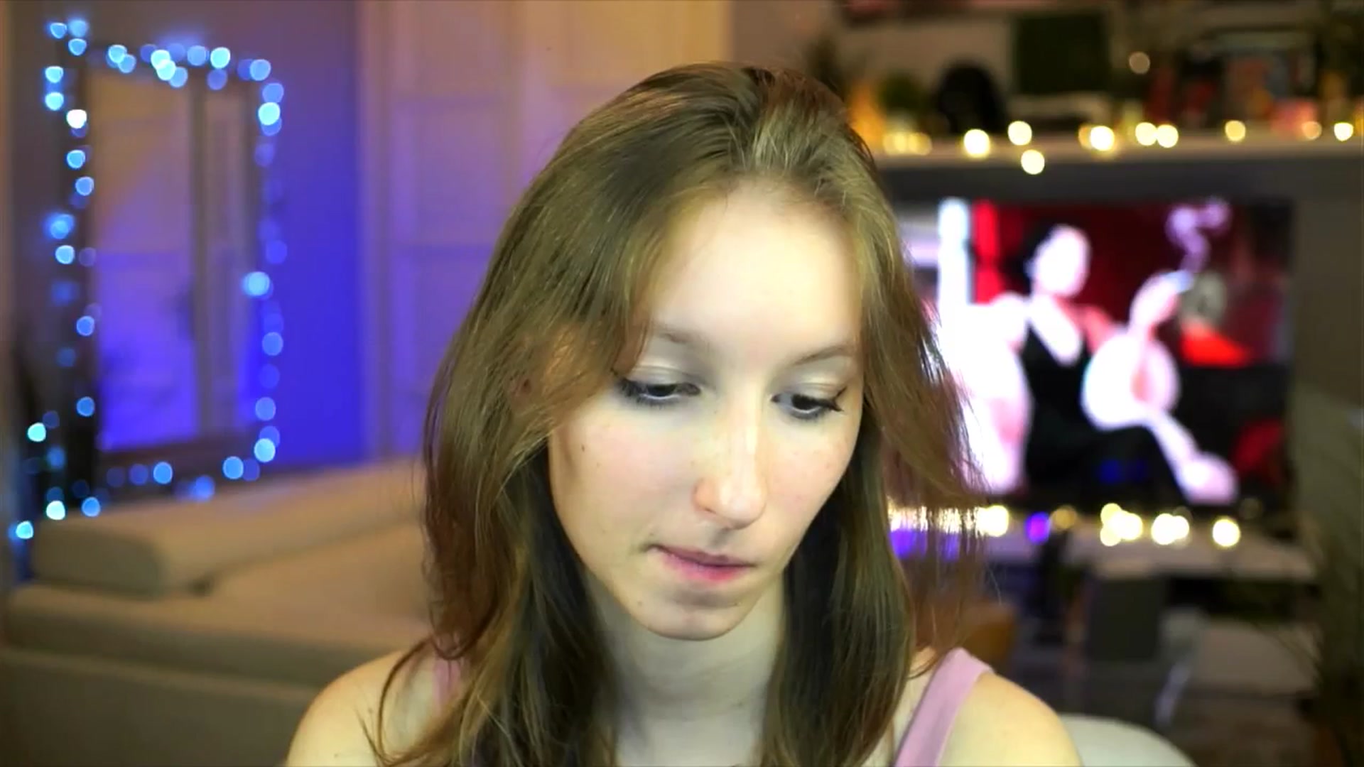 Gallery image thumbnail from Kira9's myfreecams stream on, 10/30/2025, 21:45 image 9 of 20