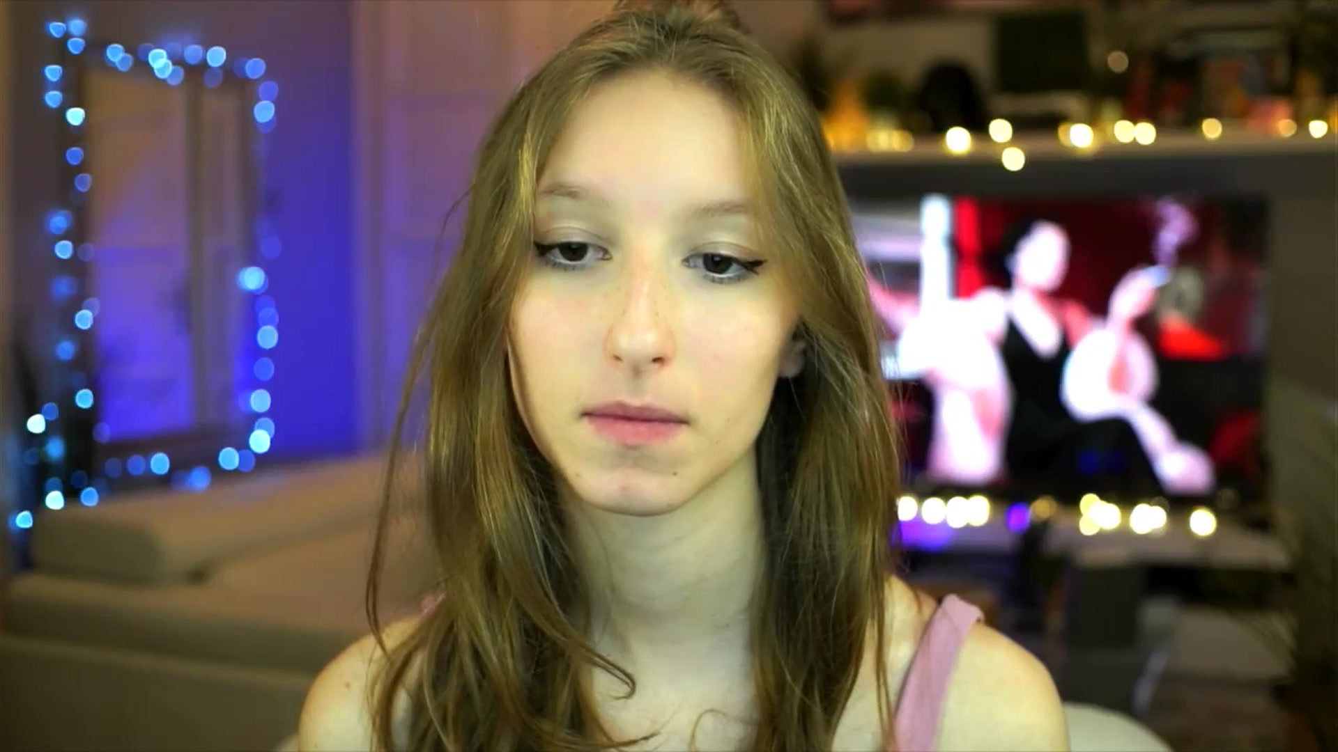 Gallery image thumbnail from Kira9's myfreecams stream on, 10/30/2025, 21:45 image 5 of 20