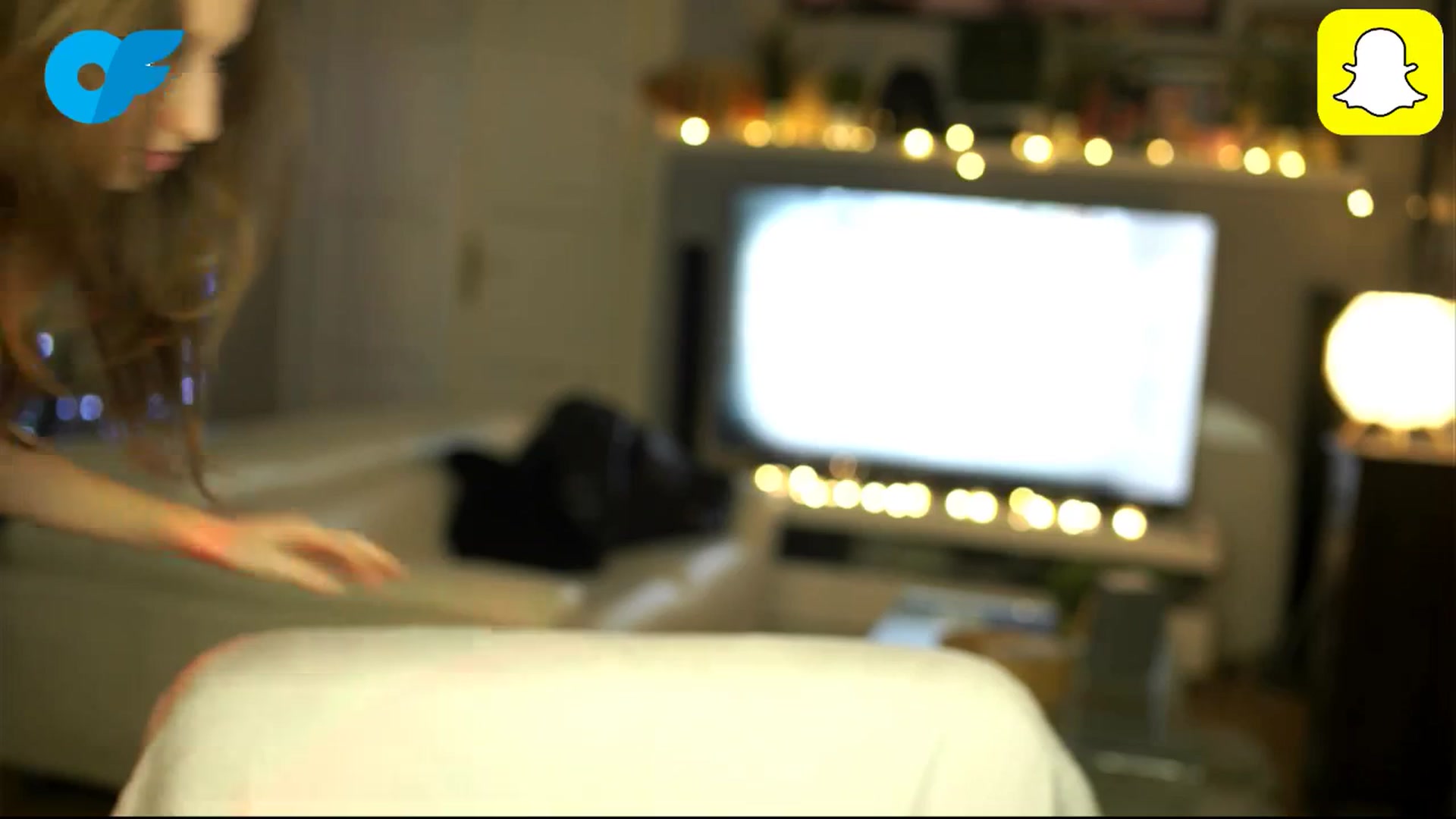 Gallery image thumbnail from Kira9's myfreecams stream on, 11/05/2025, 18:13 image 13 of 20