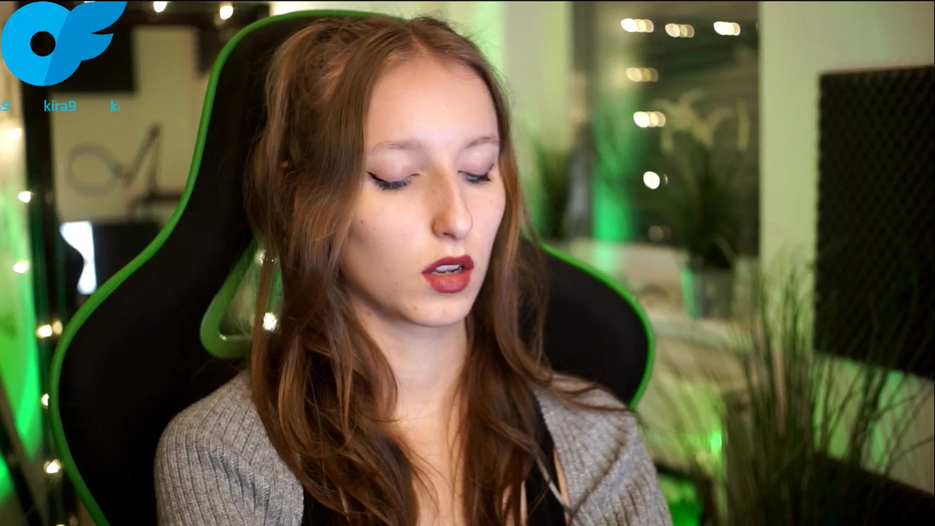 Gallery image thumbnail from Kira9's myfreecams stream on, 11/09/2025, 19:55 image 8 of 20