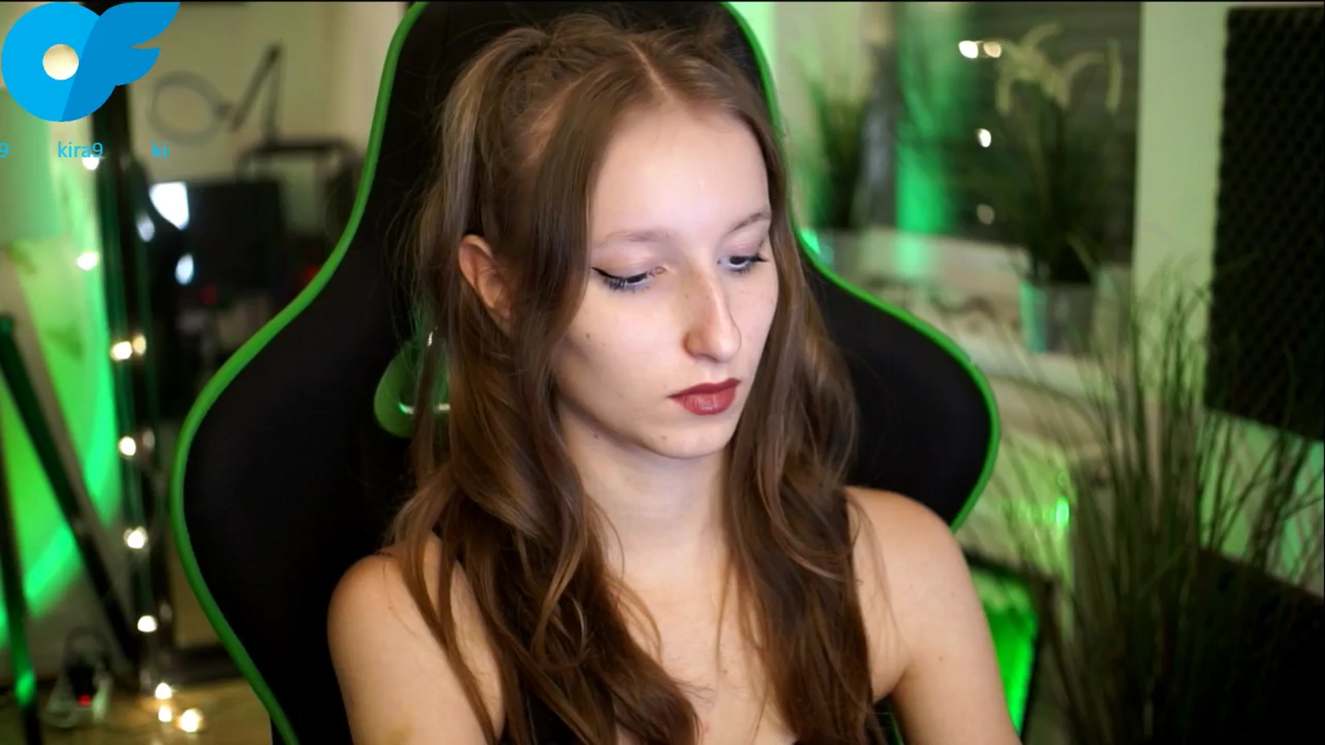 Gallery image thumbnail from Kira9's myfreecams stream on, 11/09/2025, 19:55 image 1 of 20